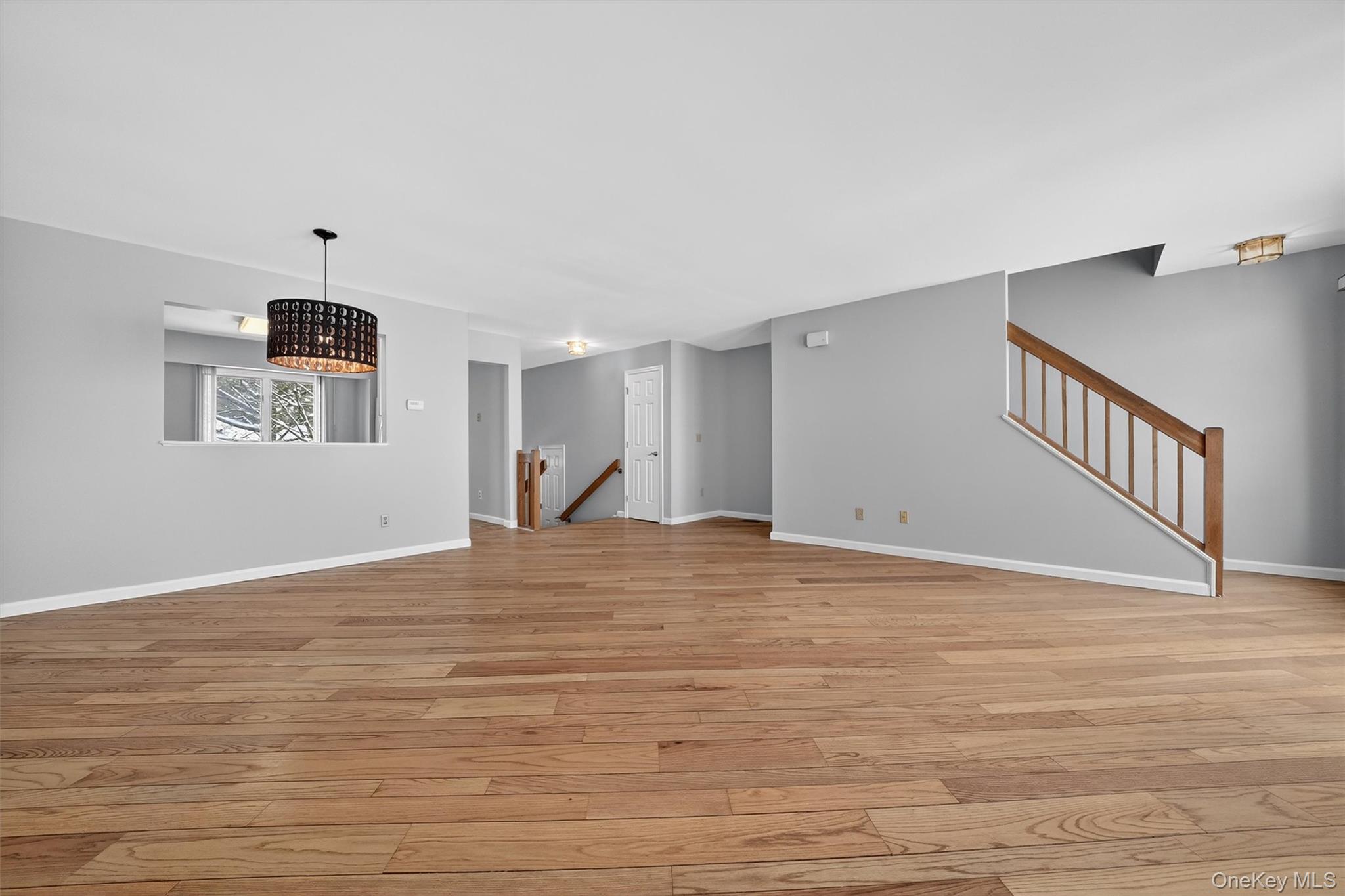 #11 photo, 2003 Regent, Mount Kisco , NY 10549