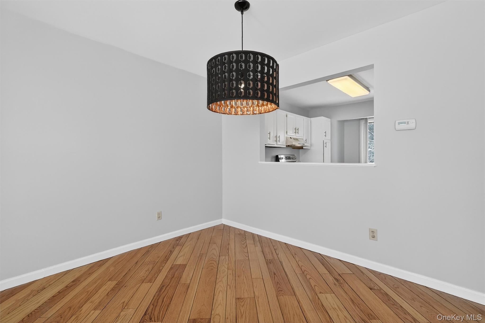 #9 photo, 2003 Regent, Mount Kisco , NY 10549