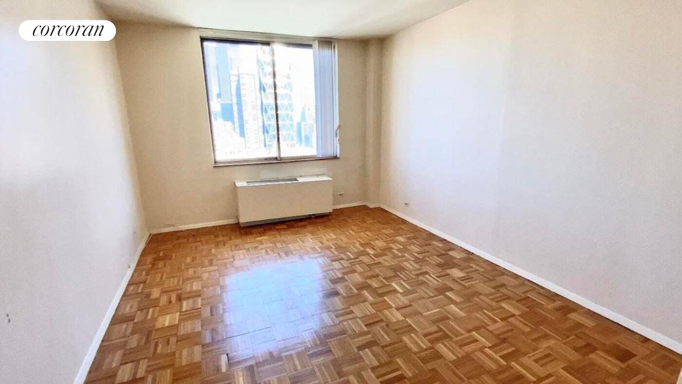 #4 photo, New York City, Hell's Kitchen , NY 10019