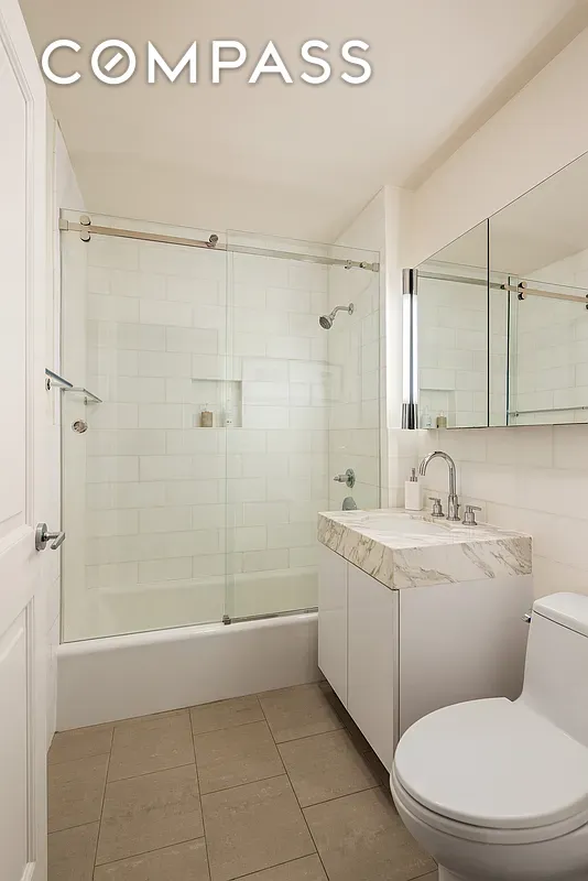 #9 photo, 300 E 64th Street, مانهاتن Lenox Hill , NY 10065