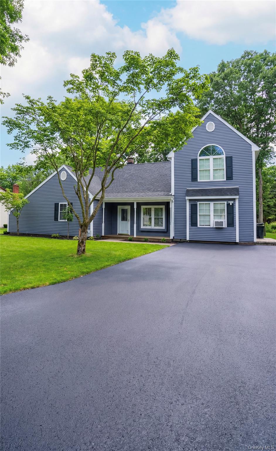 #3 photo, 160 Pennsylvania Avenue, Medford , NY 11763