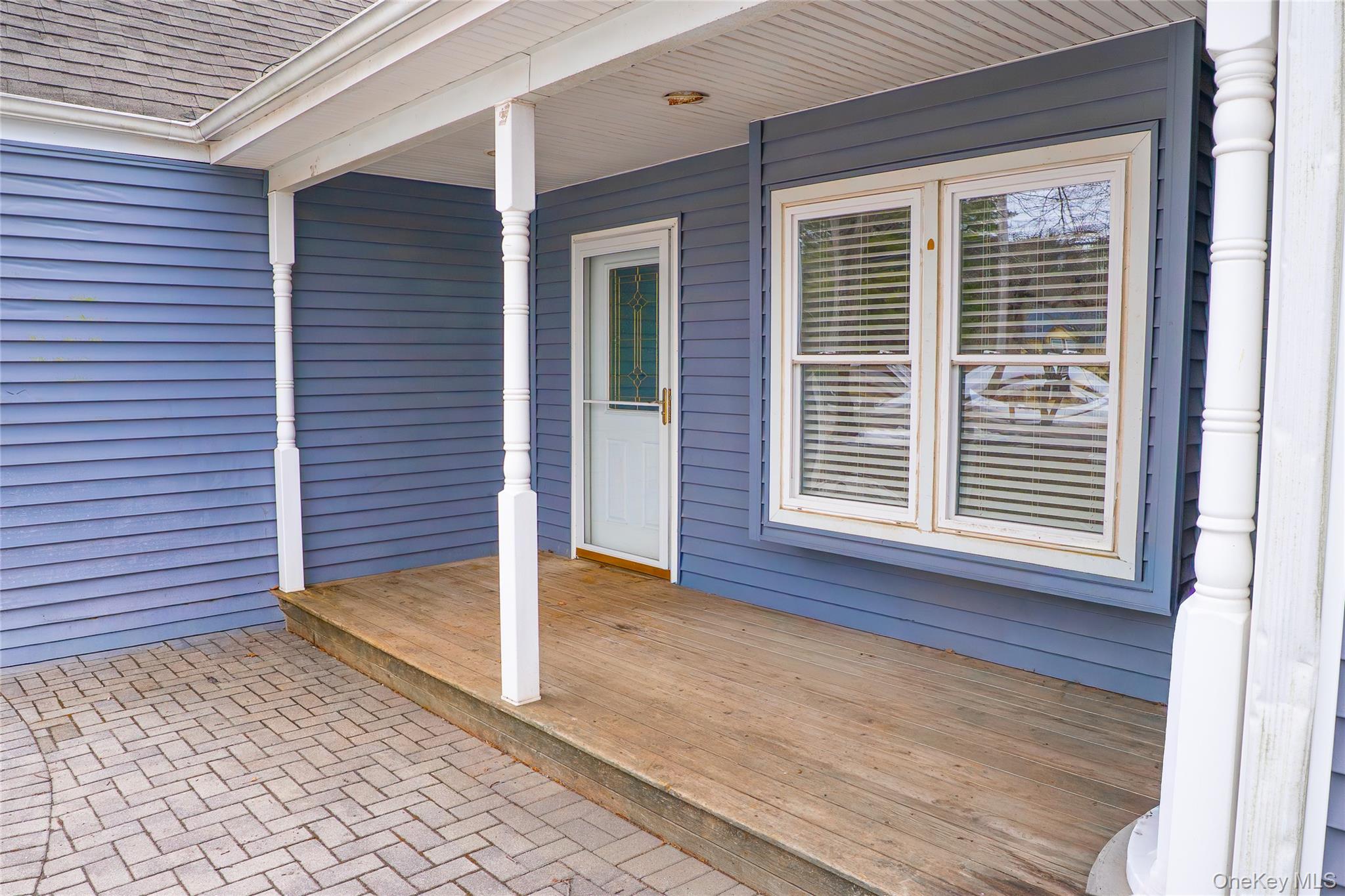 #4 photo, 160 Pennsylvania Avenue, Medford , NY 11763