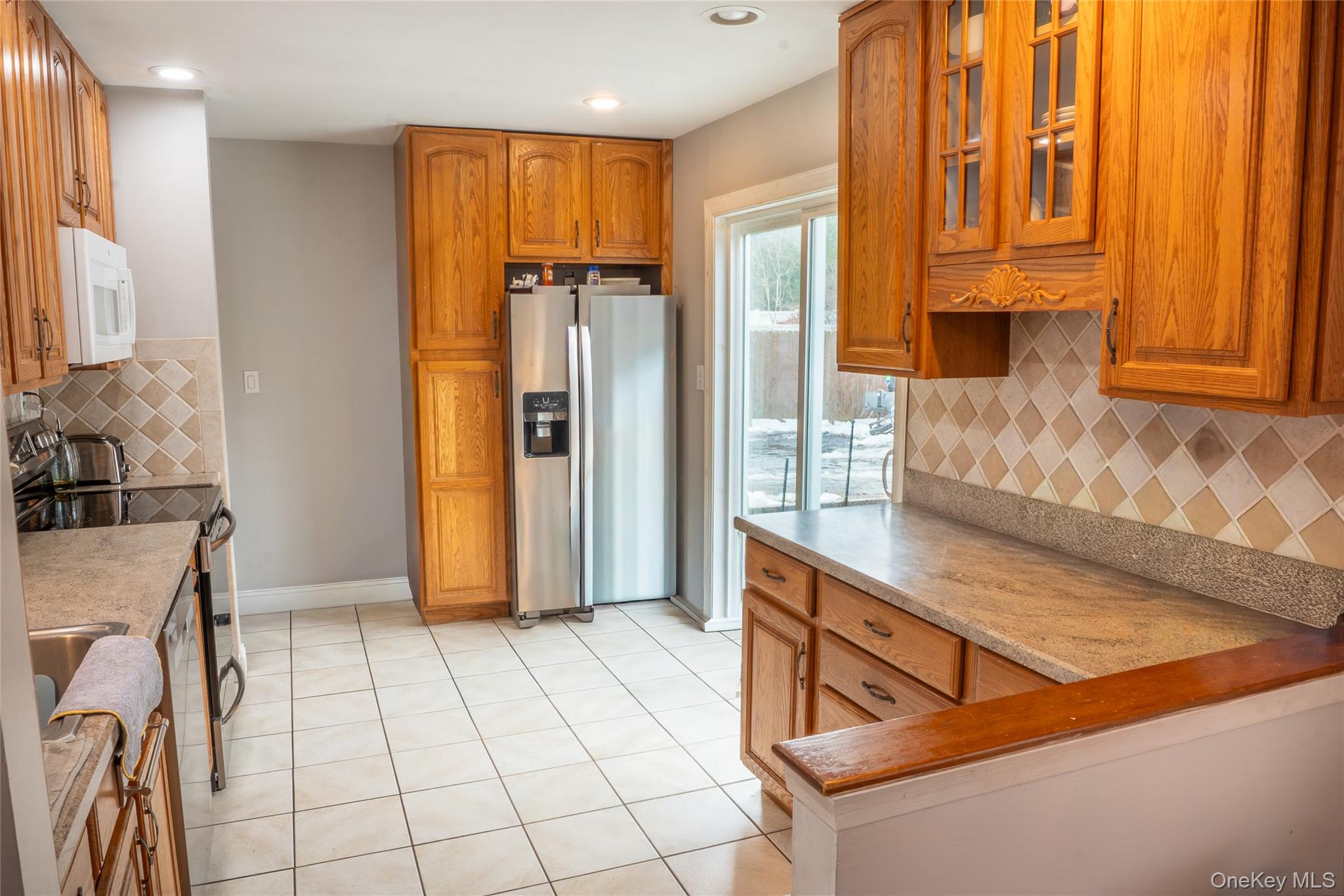 #9 photo, 160 Pennsylvania Avenue, Medford , NY 11763