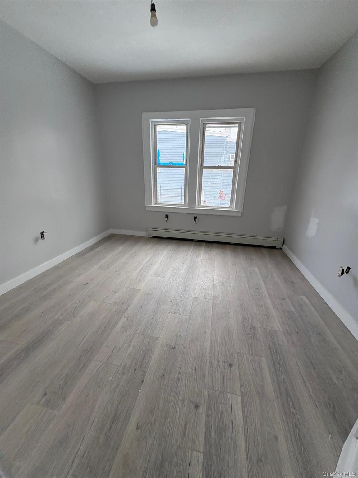 #4 photo, 85-27 102nd Street, Richmond Hill , NY 11418