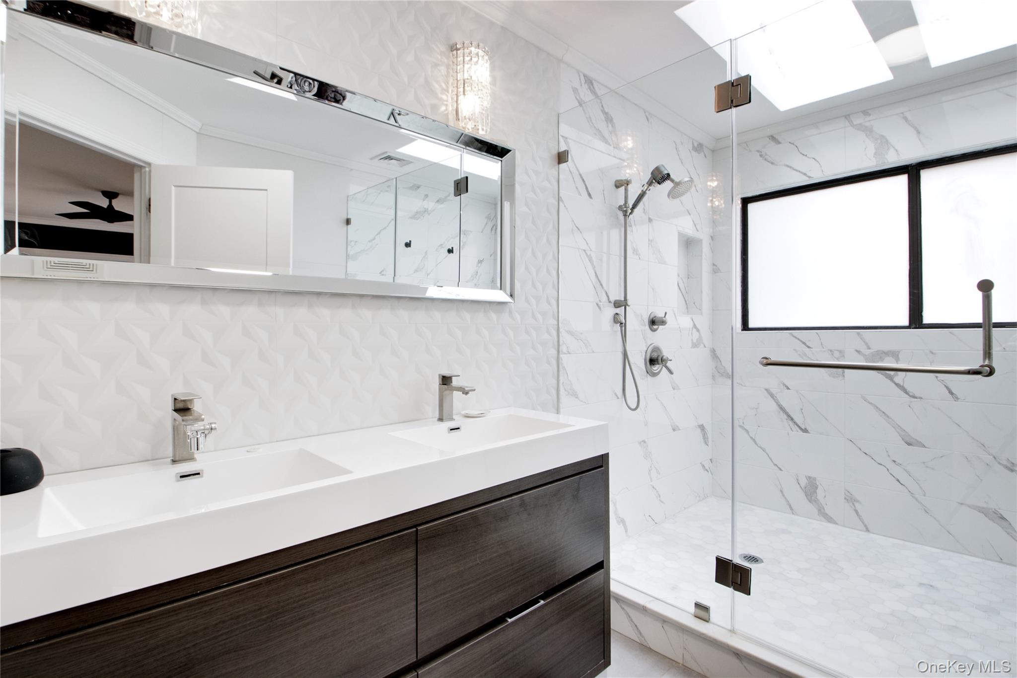 #11 photo, 17 John Bean Court, Port Washington , NY 11050