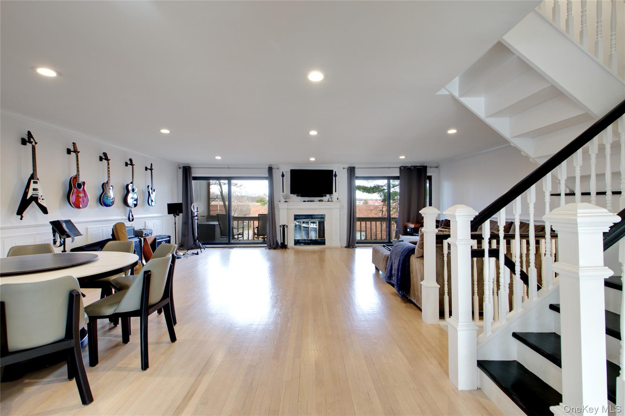 #2 photo, 17 John Bean Court, Port Washington , NY 11050