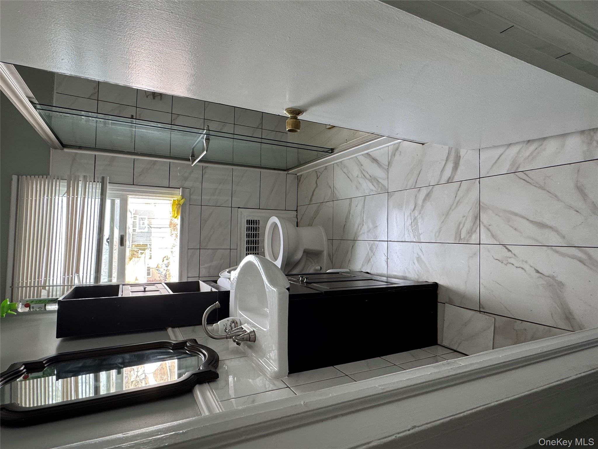 #1 photo, 181 Maple Avenue, East Meadow , NY 11554