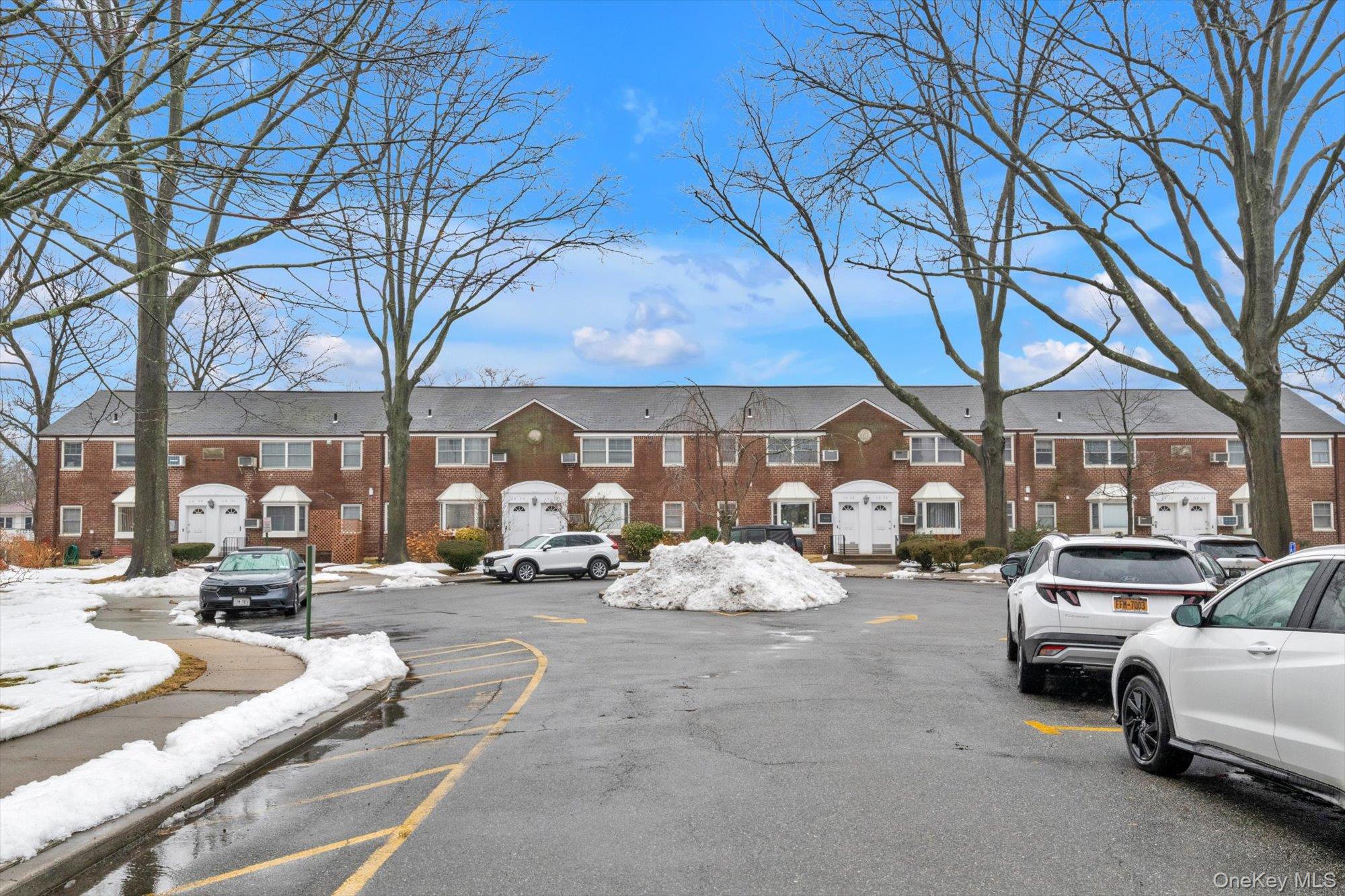 #15 photo, 60-44 Little Neck Parkway, Little Neck , NY 11362