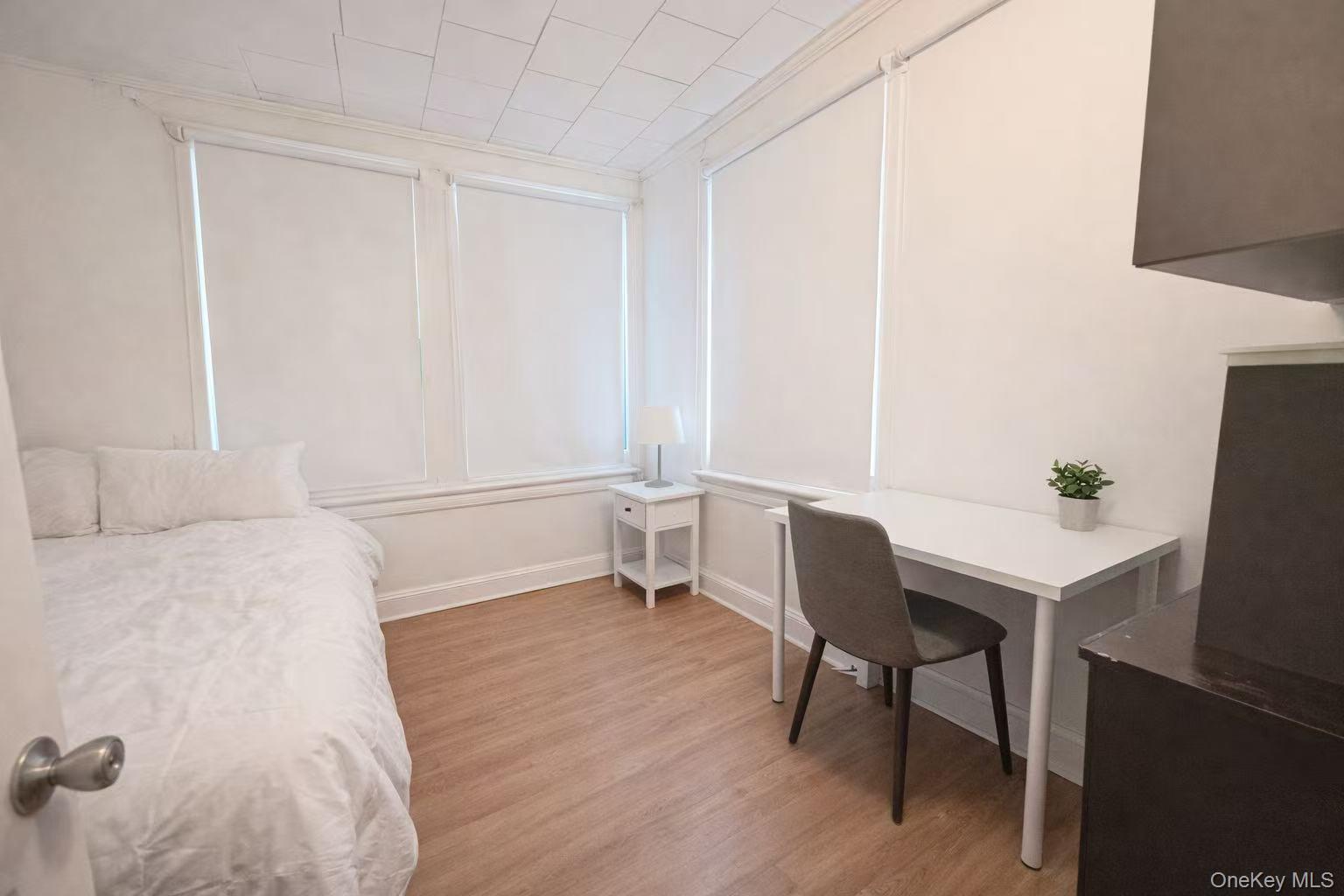 #5 photo, 5013 47th Street, كوينز Woodside , NY 11377