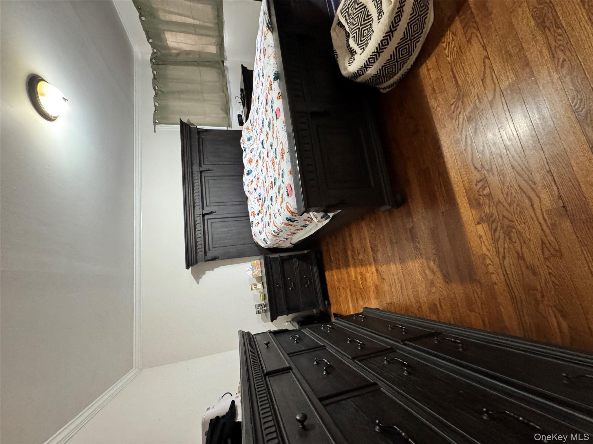 #10 photo, 40 Willets Drive, Syosset , NY 11791