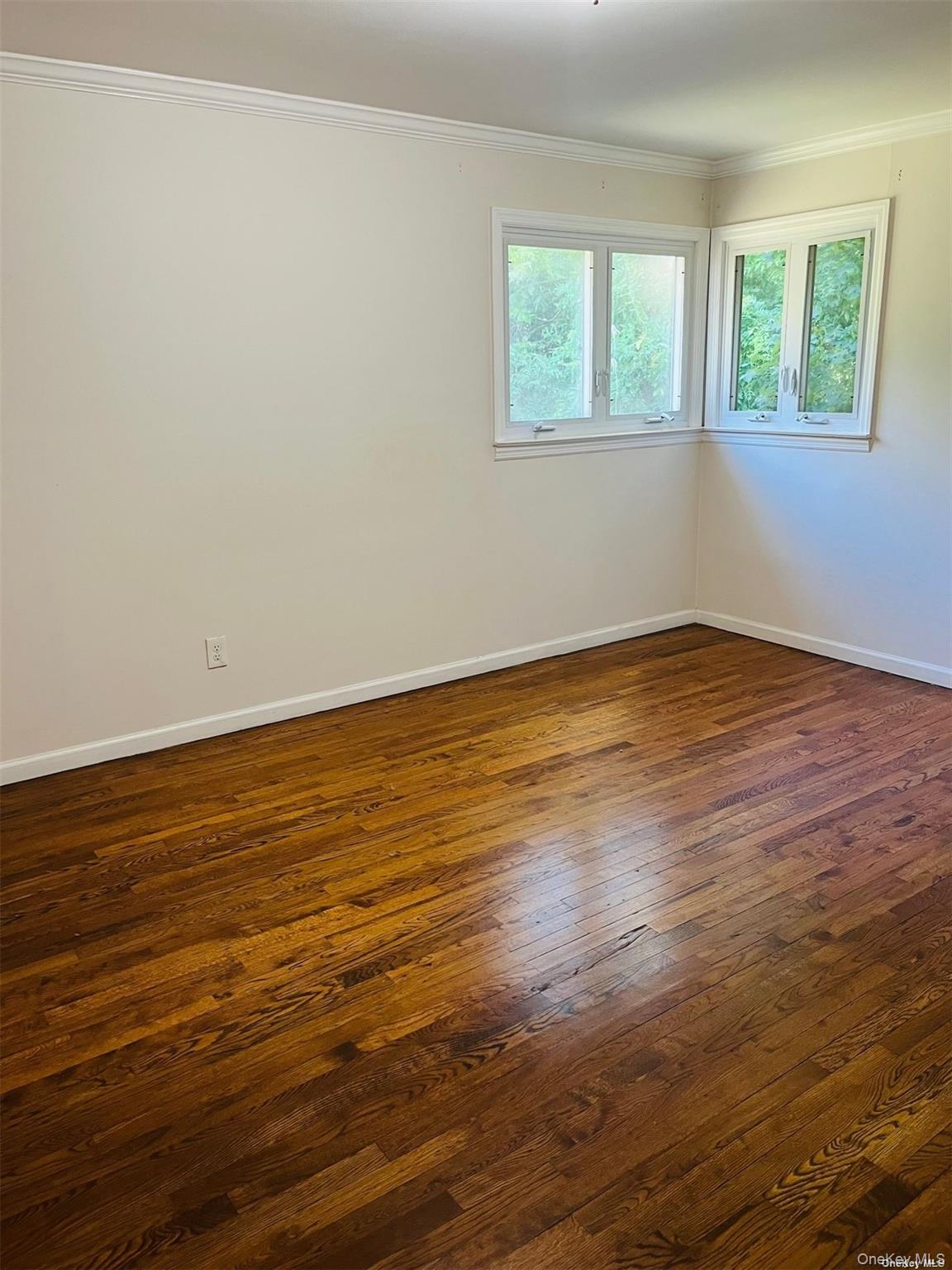 #11 photo, 40 Willets Drive, Syosset , NY 11791