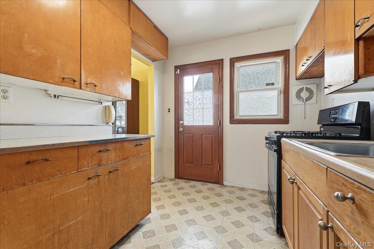 #16 photo, 82-59 263rd Street, 뉴욕퀸즈 Floral Park , NY 11004