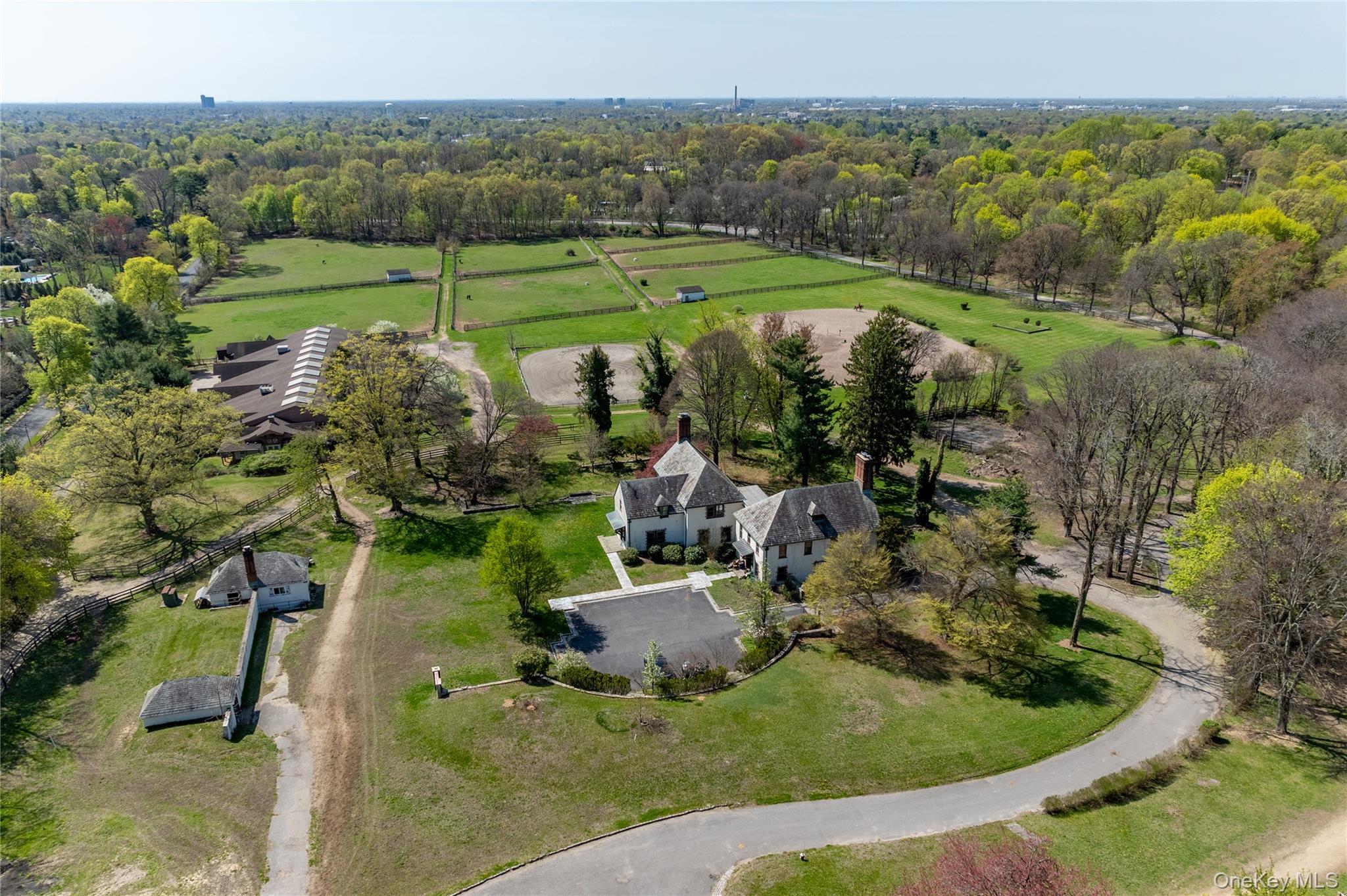 #7 photo, 203 Store Hill Road, নাসাউ কাউন্টি Old Westbury , NY 11568