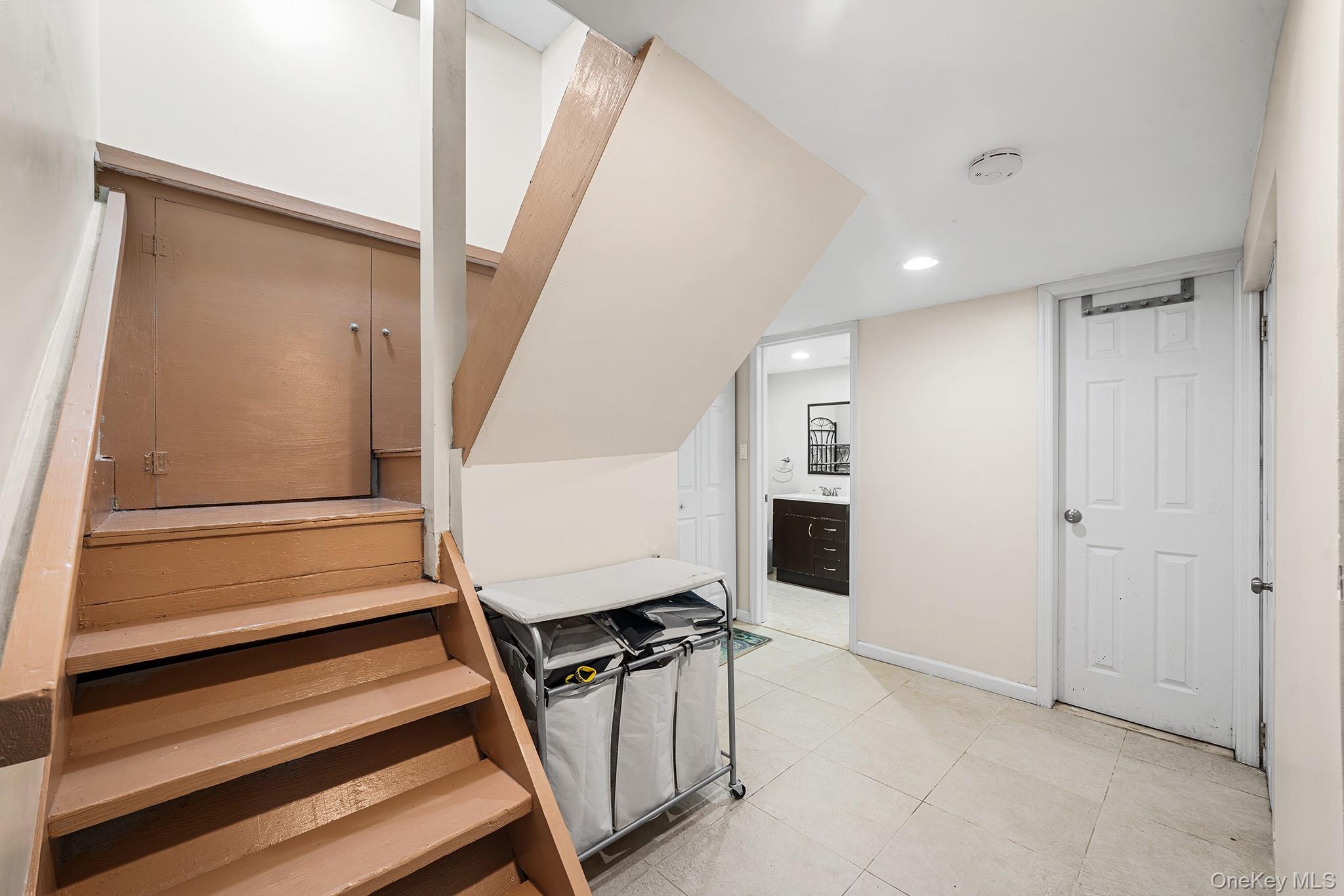 #17 photo, 7 Cambridge Avenue, Bethpage , NY 11714