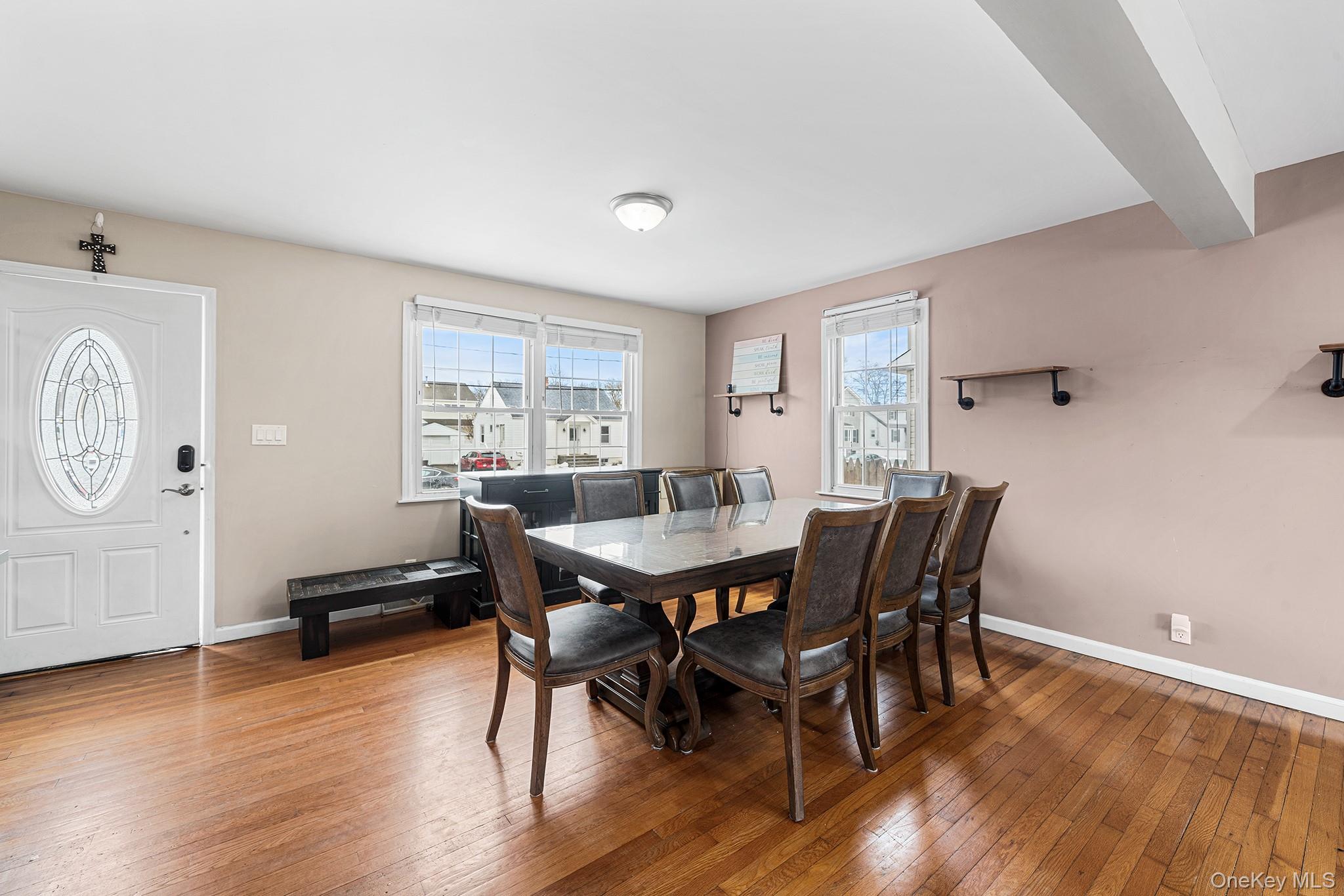 #5 photo, 7 Cambridge Avenue, Bethpage , NY 11714