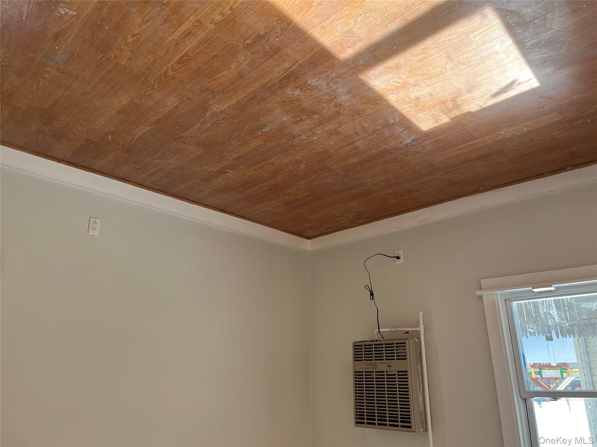 #14 photo, 43 california Avenue, Hempstead , NY 11550