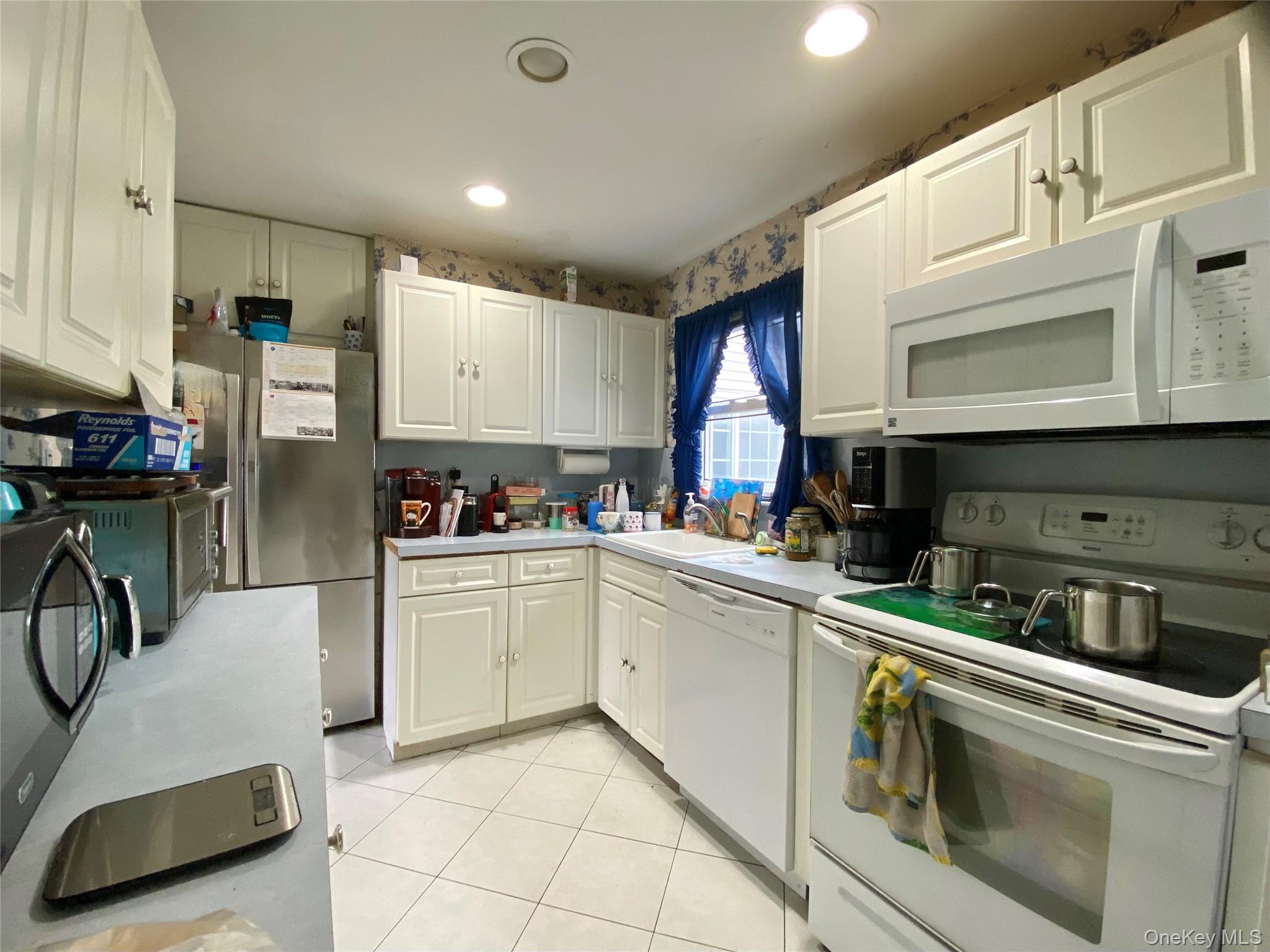 #4 photo, 3070 Lowell Avenue, 롱 아일랜드 Wantagh , NY 11793