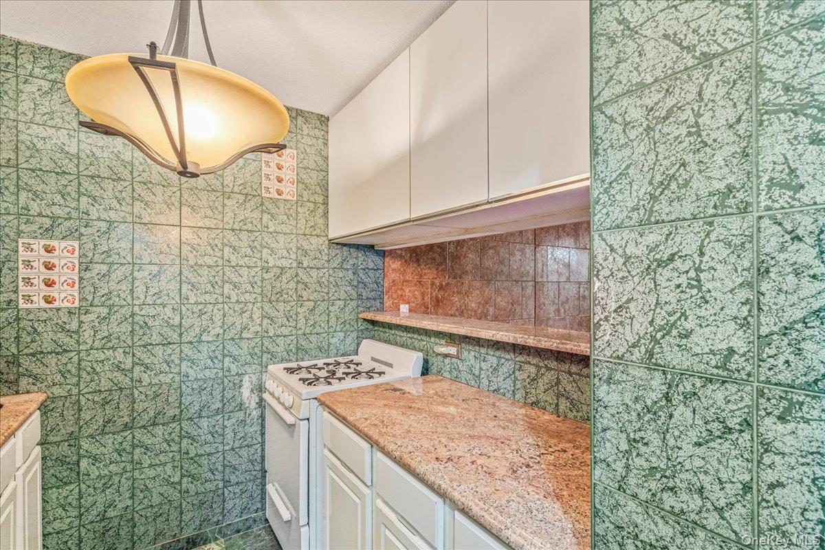 #12 photo, 138-35 Elder Avenue, 플러싱 Flushing , NY 11355