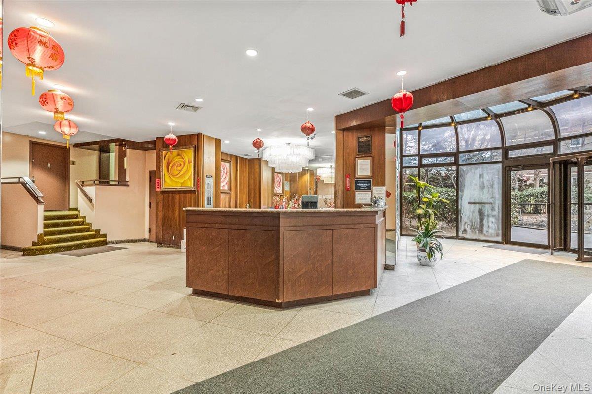 #17 photo, 138-35 Elder Avenue, 플러싱 Flushing , NY 11355