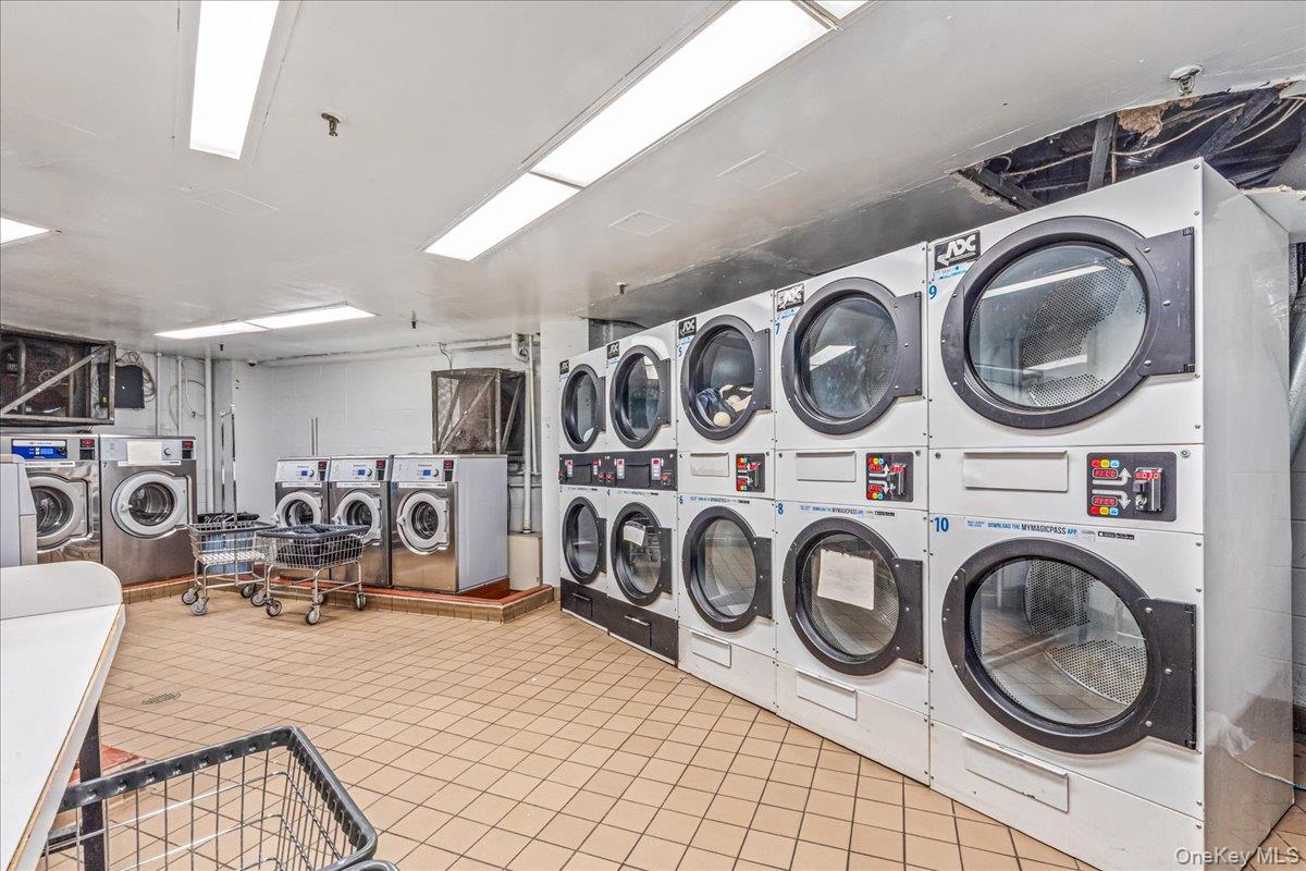 #18 photo, 138-35 Elder Avenue, 플러싱 Flushing , NY 11355