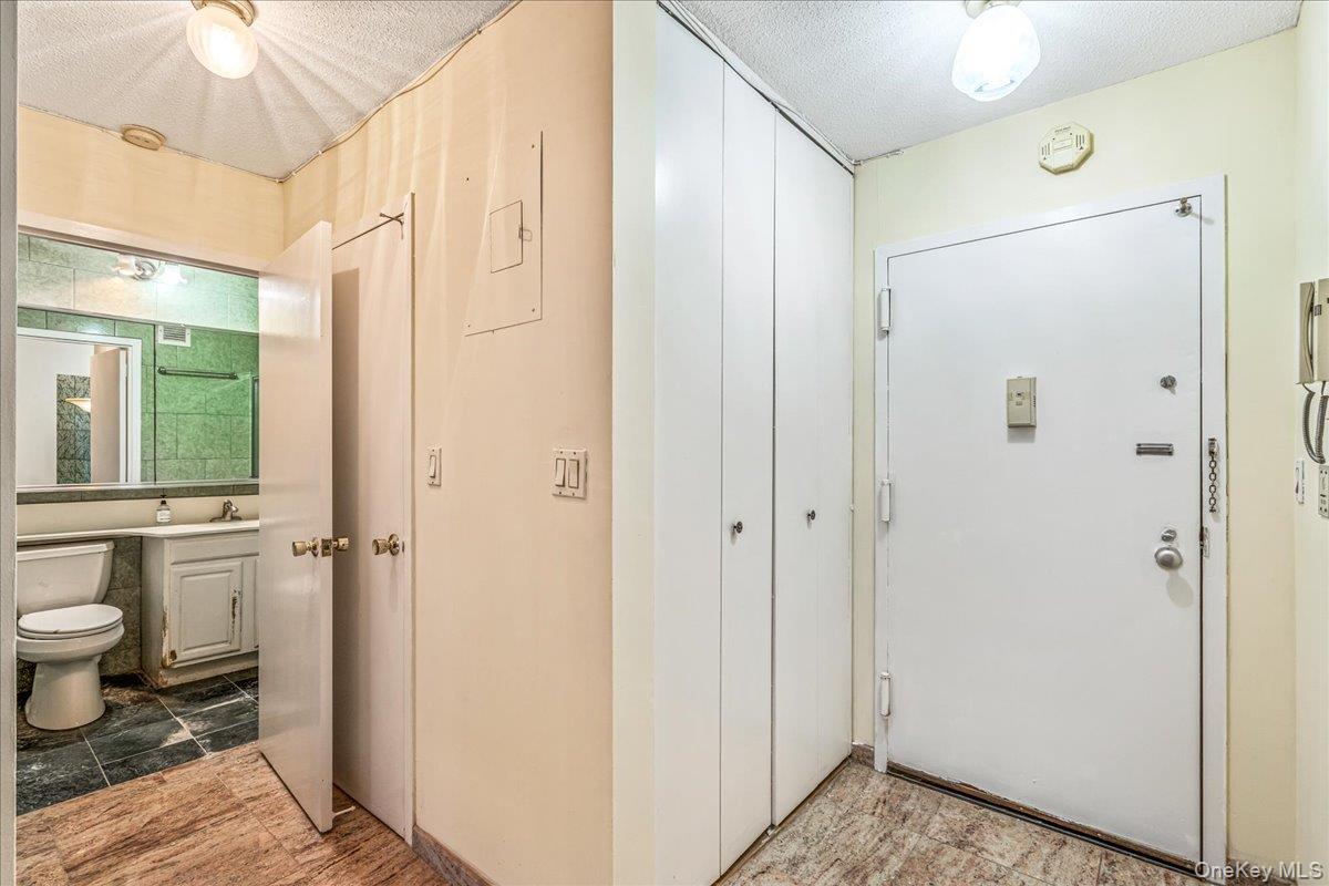 #3 photo, 138-35 Elder Avenue, 플러싱 Flushing , NY 11355