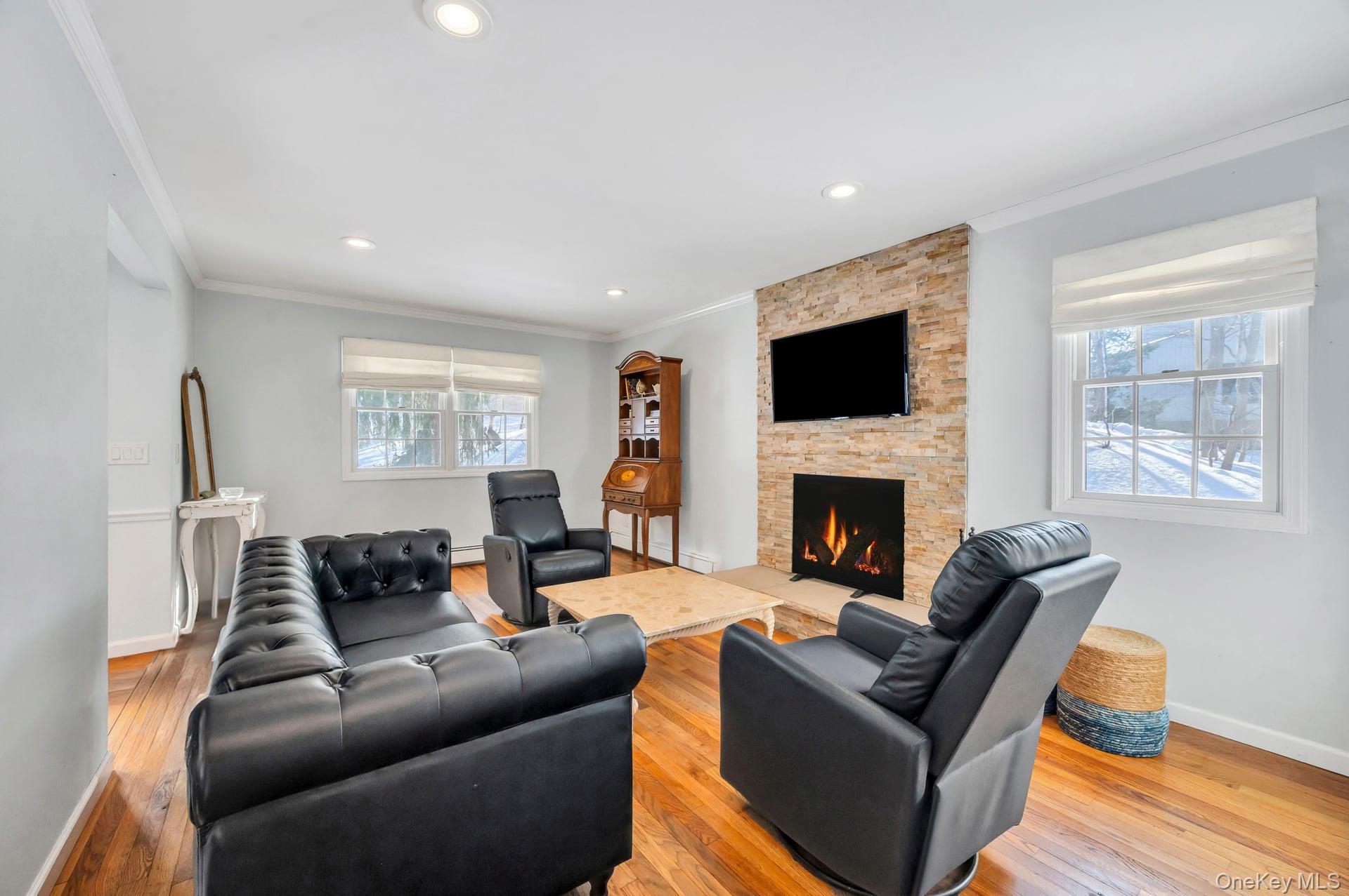 #15 photo, 120 Alden Drive, سوفولك Port Jefferson , NY 11777