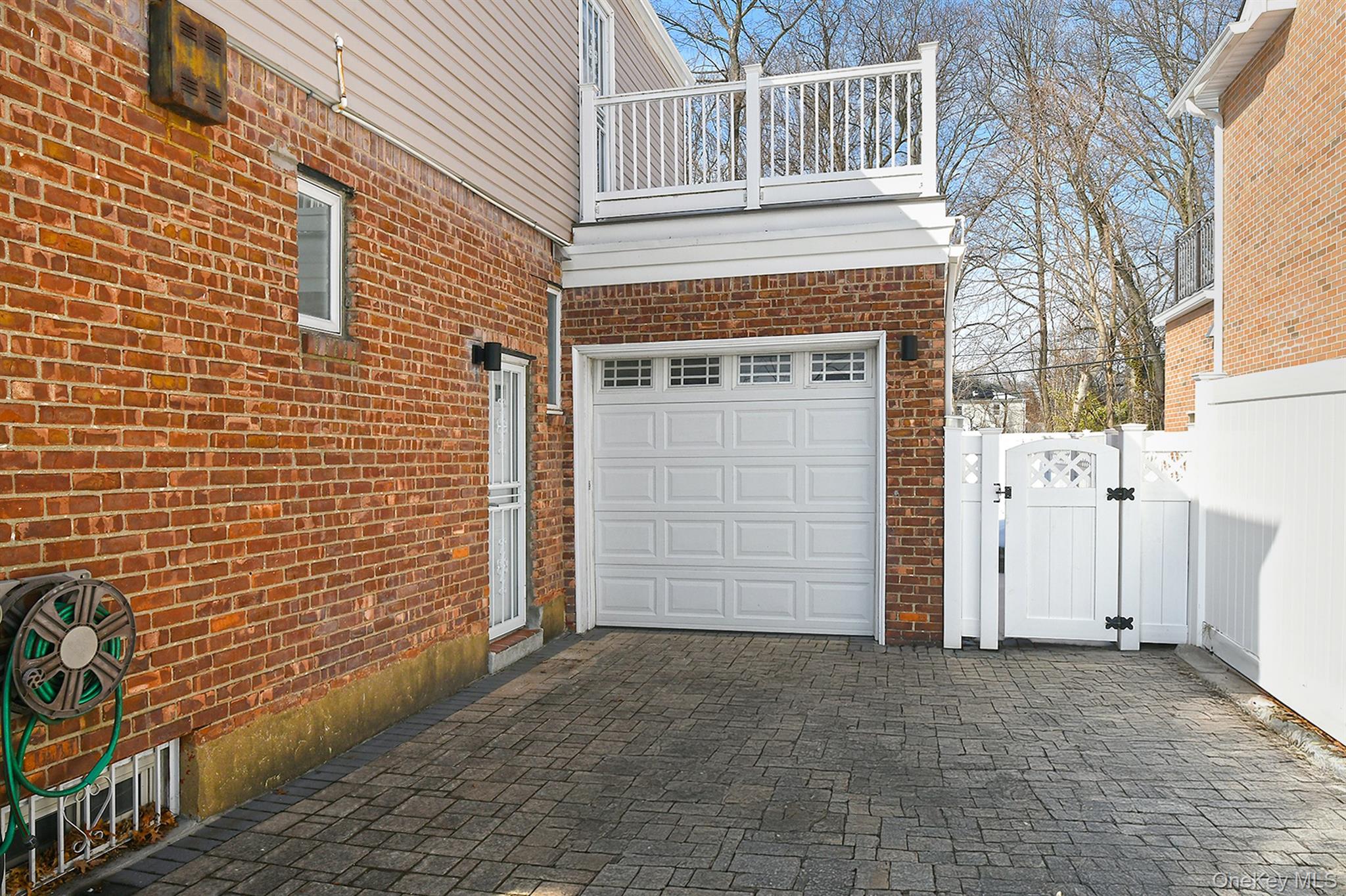 #3 photo, 222-03 Kingsbury Avenue, קווינס Bayside , NY 11364