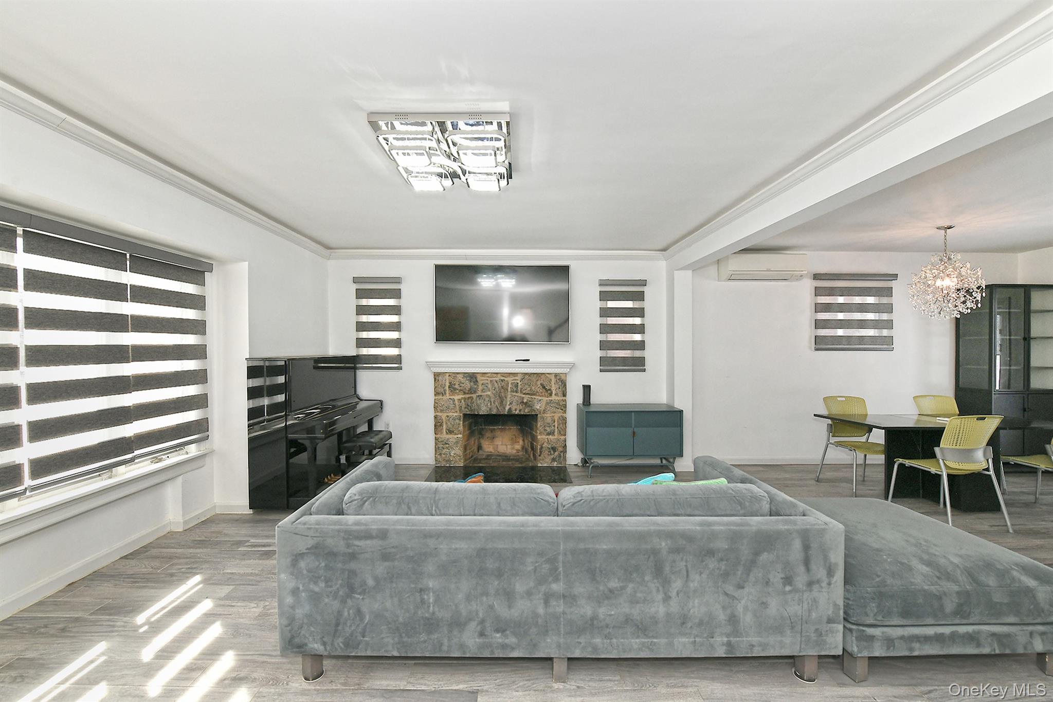 #5 photo, 222-03 Kingsbury Avenue, קווינס Bayside , NY 11364