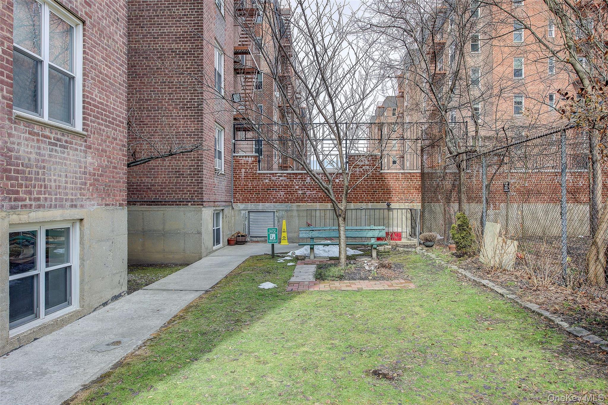 #20 photo, 33-15 81st Street, 皇后區 傑克遜高地 Jackson Heights , NY 11372