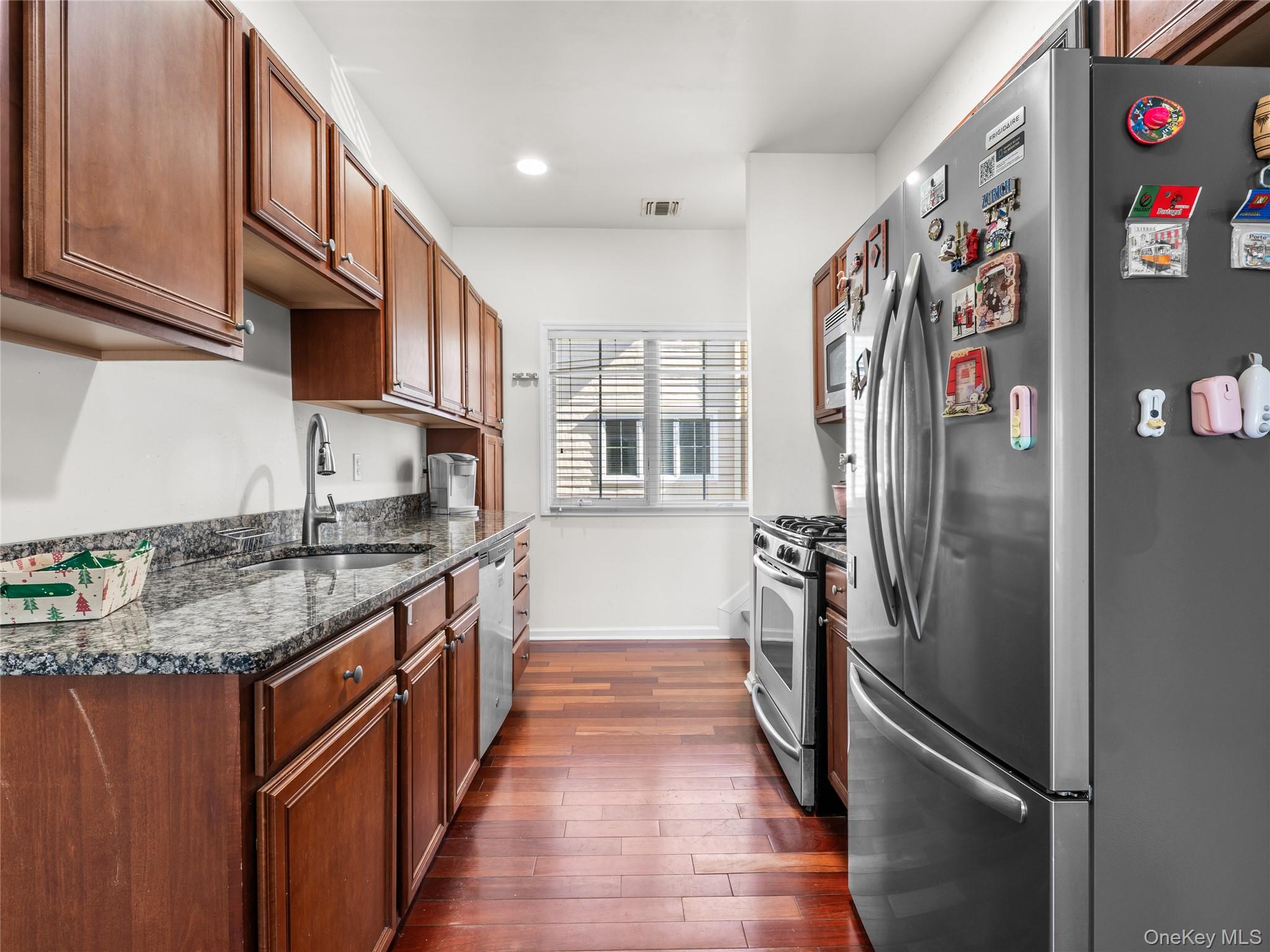 #8 photo, 330 Maple Avenue, Westbury , NY 11590