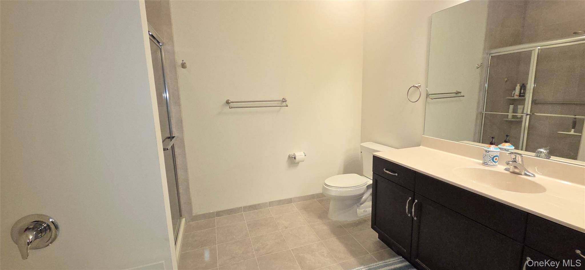 #15 photo, 41 Greentree Court, Shirley , NY 11967