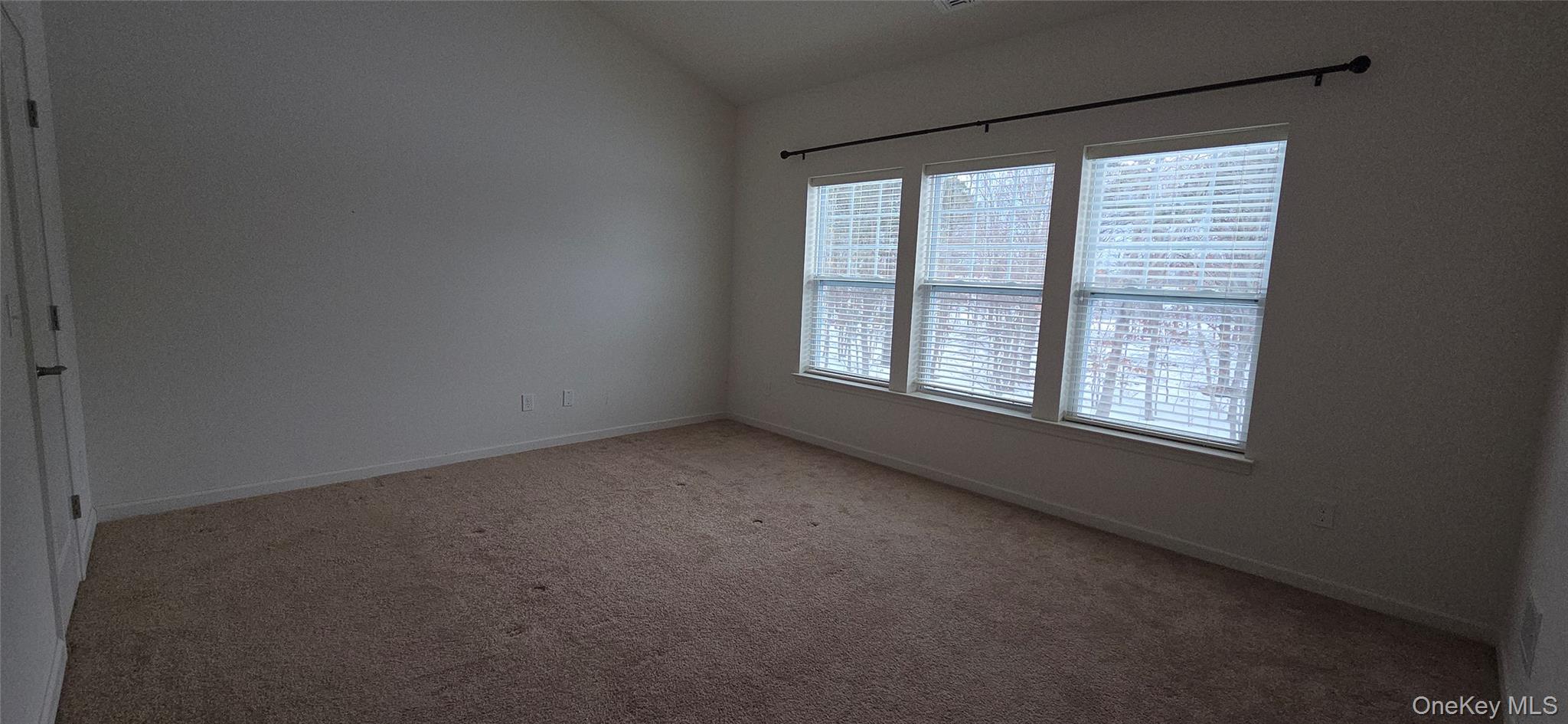 #16 photo, 41 Greentree Court, Shirley , NY 11967