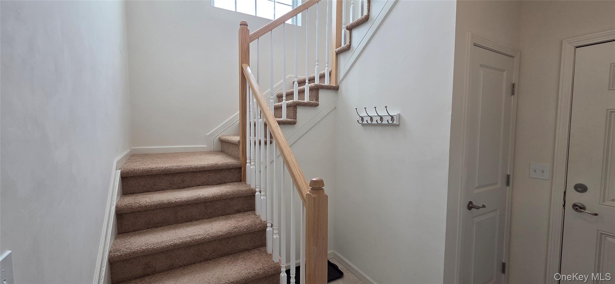 #5 photo, 41 Greentree Court, Shirley , NY 11967