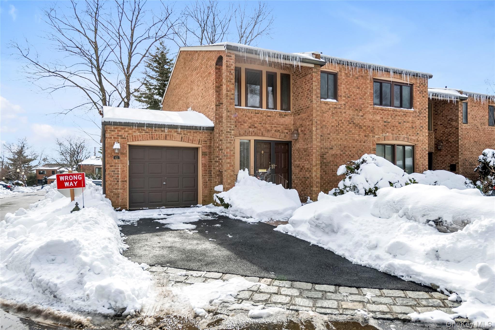 #1 photo, 42 Windsor Gate Drive, New Hyde Park , NY 11040