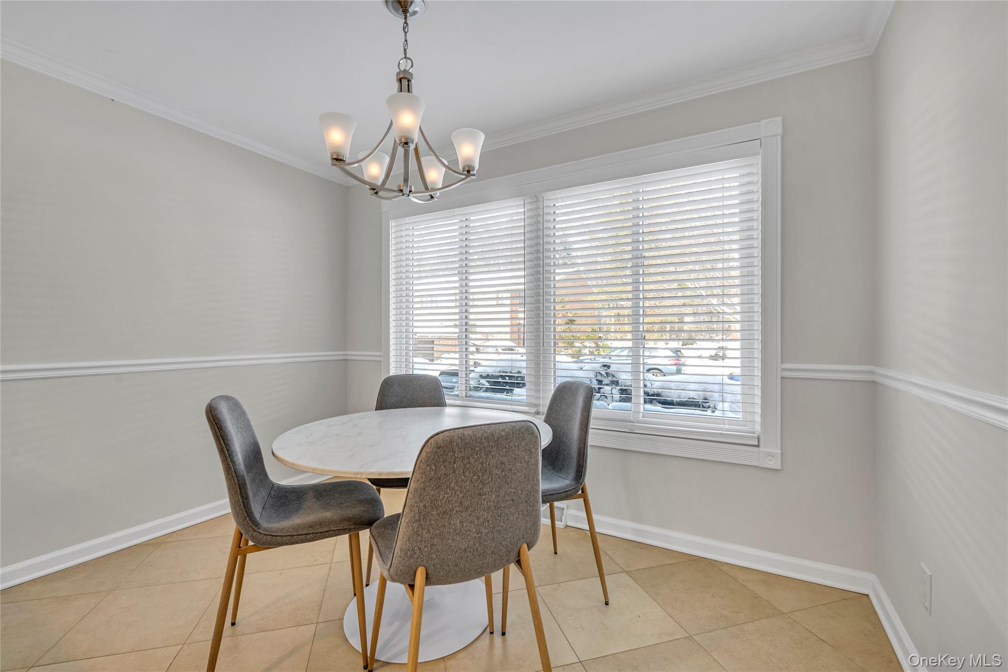 #10 photo, 42 Windsor Gate Drive, New Hyde Park , NY 11040