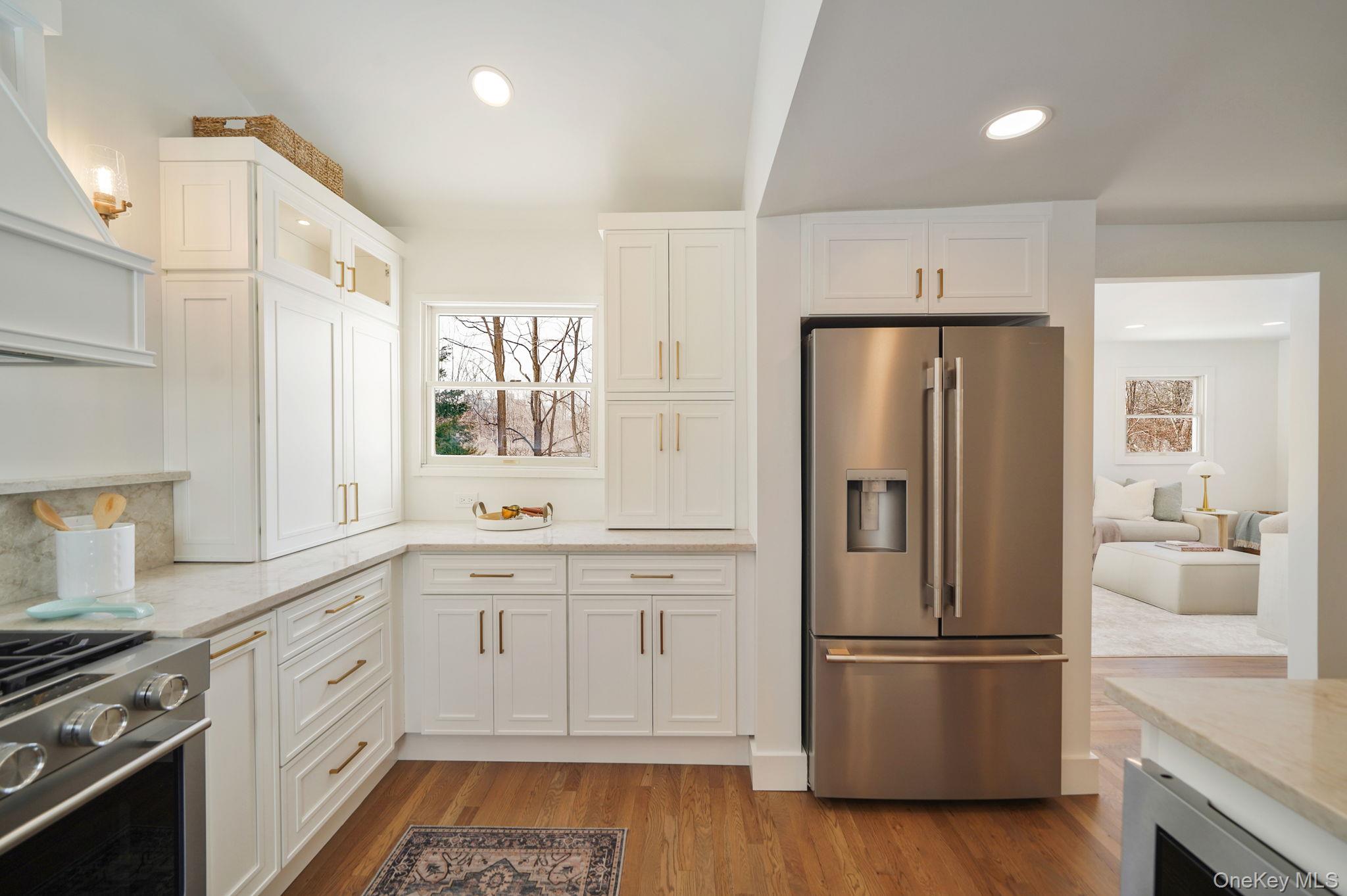 #10 photo, 20 Upper Sheep Pasture Road, East Setauket , NY 11733