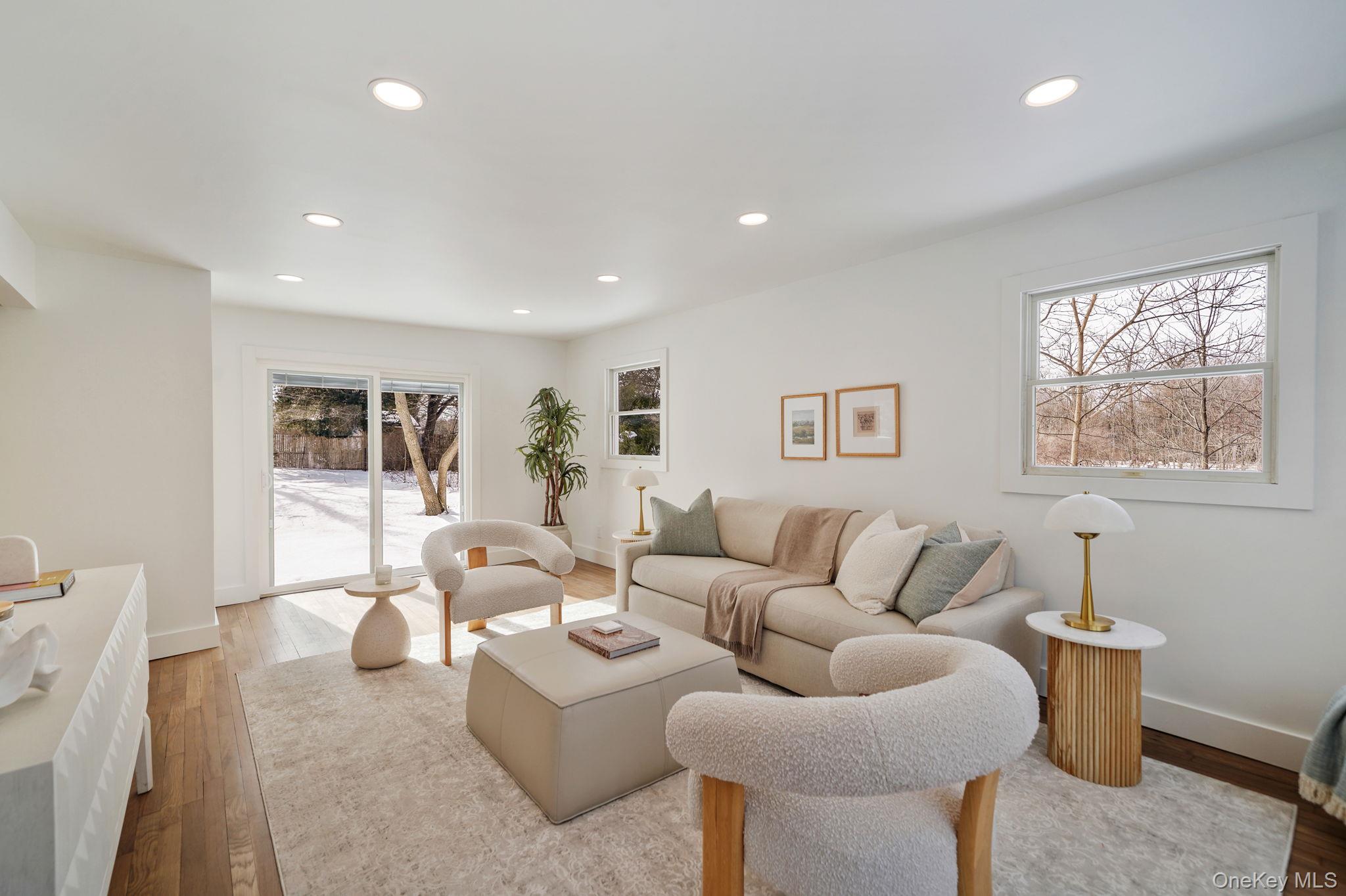 #5 photo, 20 Upper Sheep Pasture Road, East Setauket , NY 11733