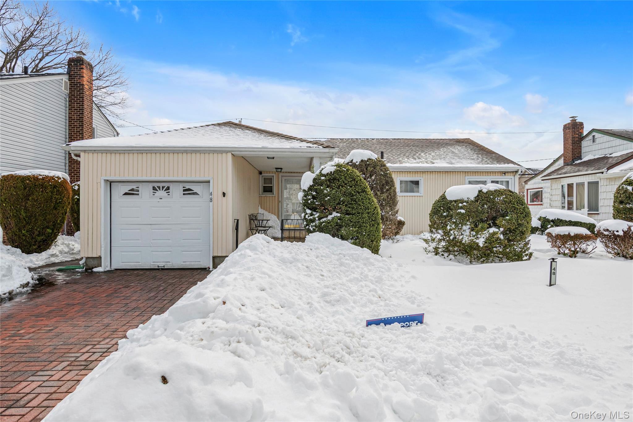 #1 photo, 48 Lawrence Street, New Hyde Park , NY 11040