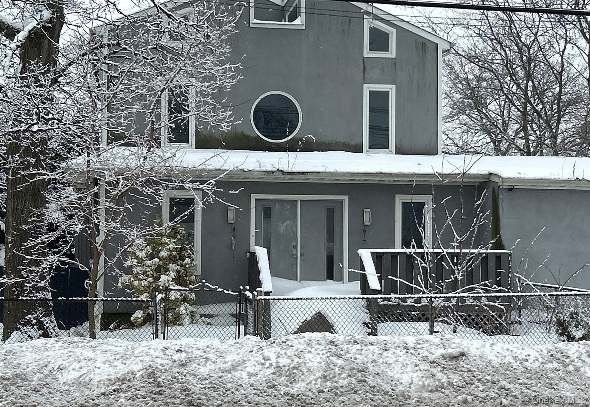 #2 photo, 90 Jerusalem Avenue, Massapequa , NY 11758