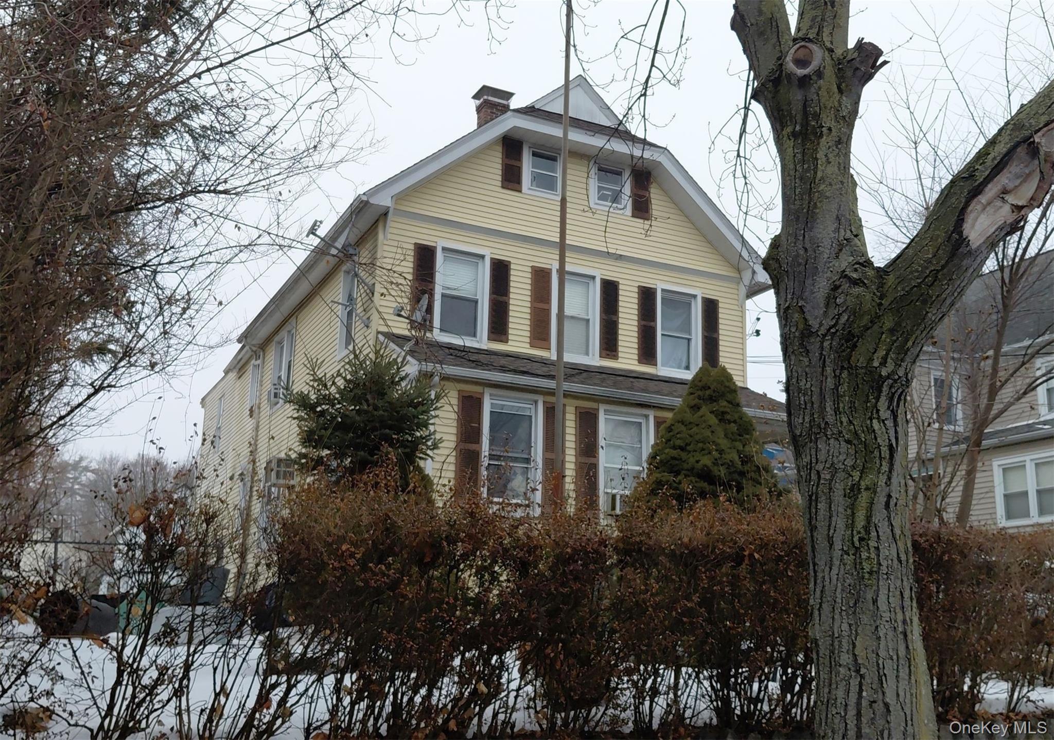 #1 photo, 424 Willett Avenue, Port Chester , NY 10573
