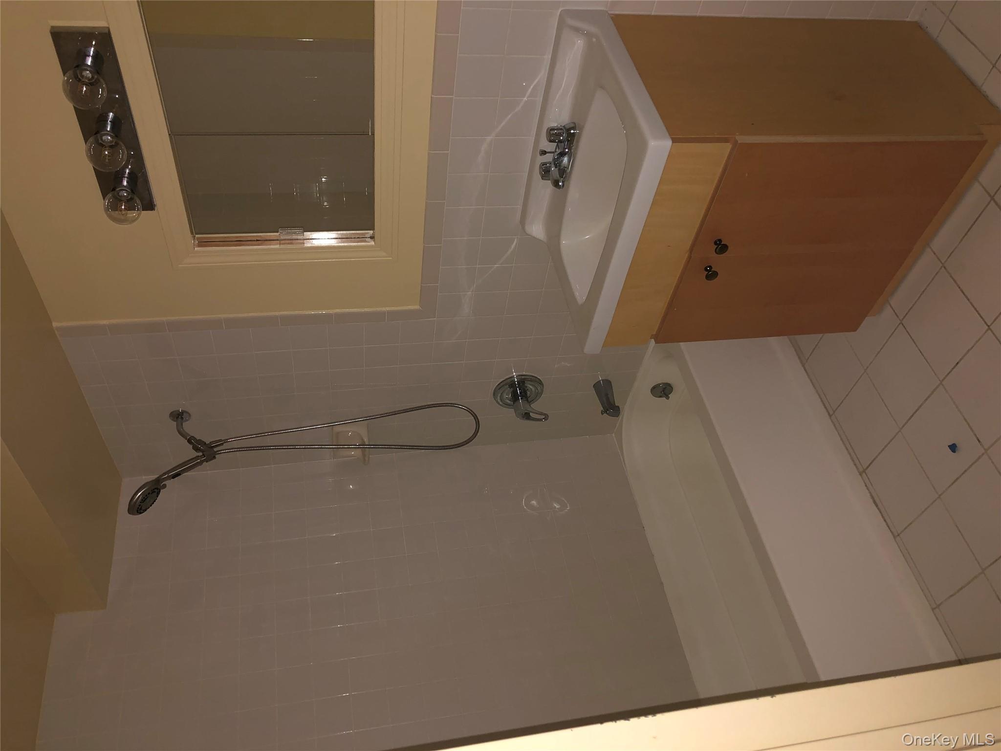 #6 photo, 12 Brooklyn Avenue, Valley Stream , NY 11581