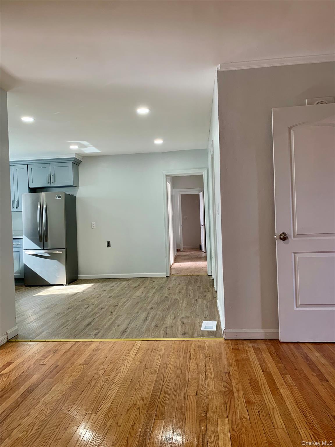 #14 photo, 336 Scranton Avenue, 롱 아일랜드 Lynbrook , NY 11563