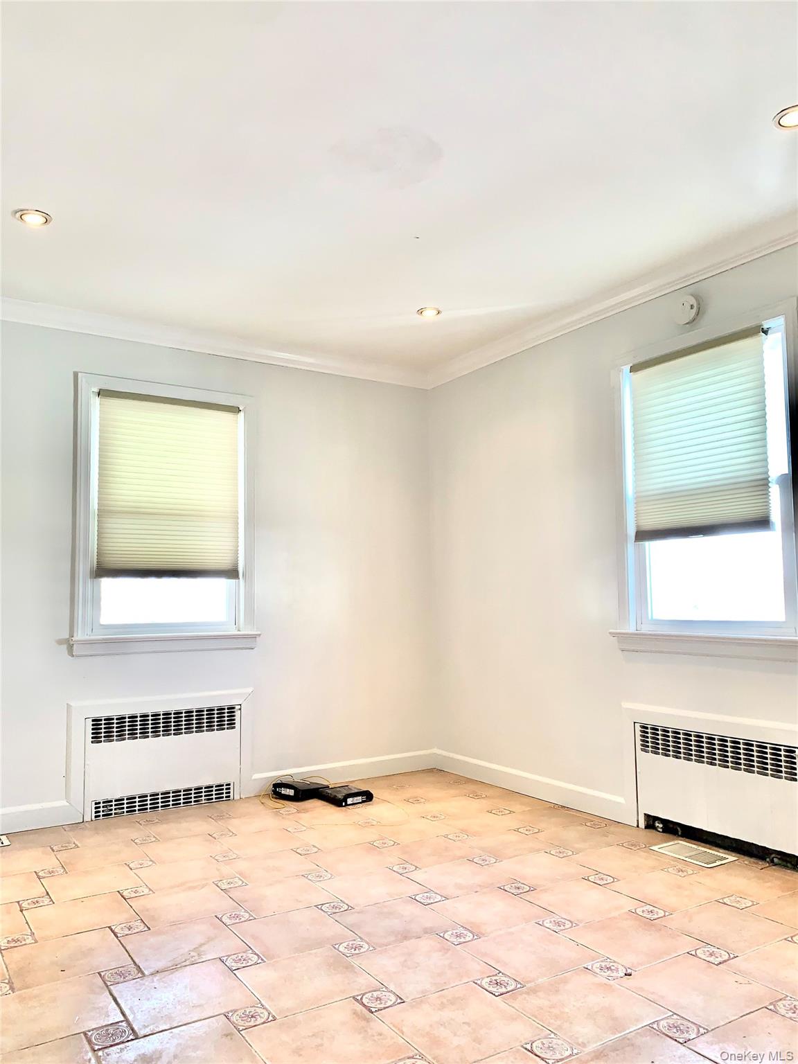 #6 photo, 336 Scranton Avenue, 롱 아일랜드 Lynbrook , NY 11563