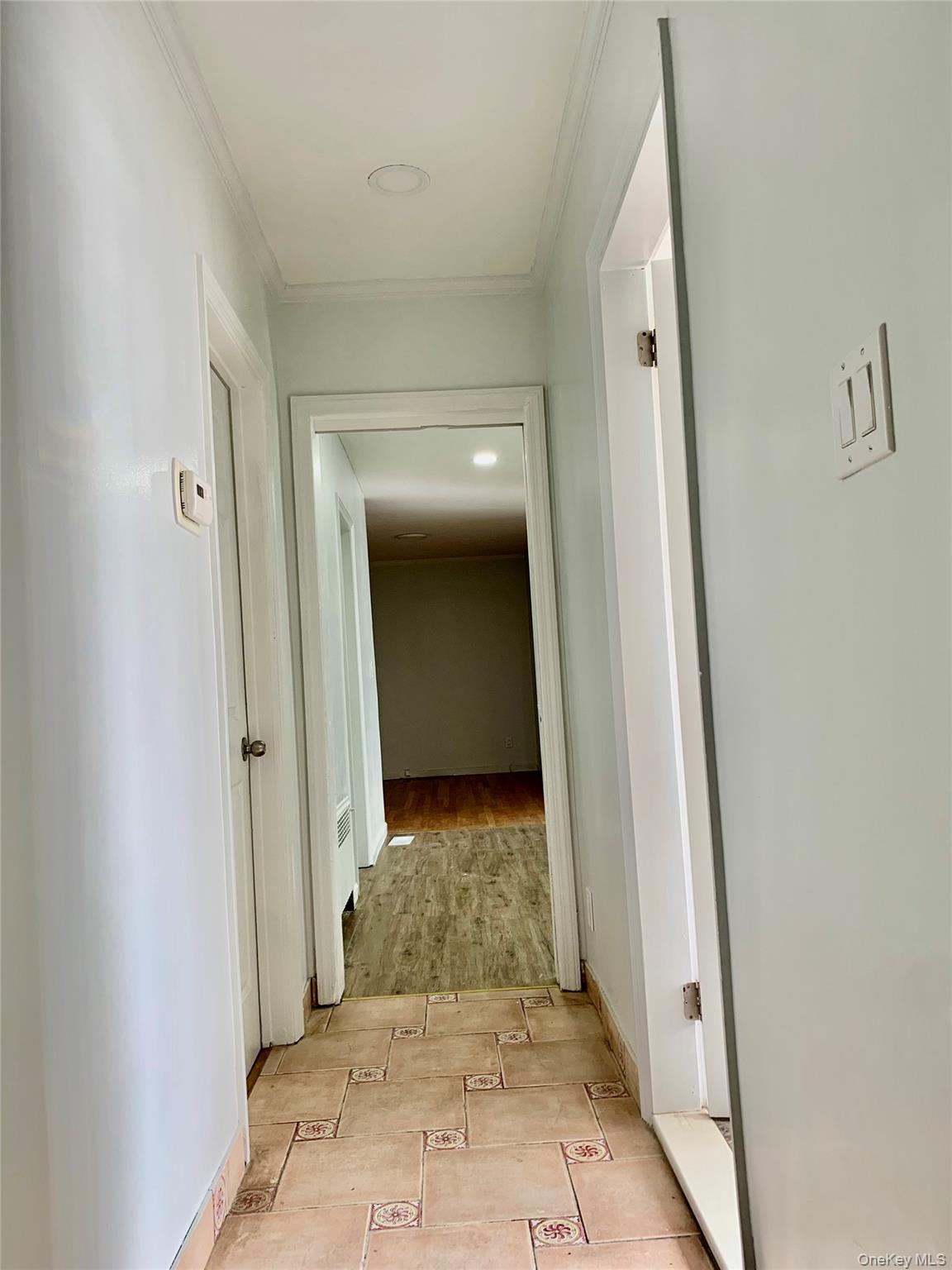 #9 photo, 336 Scranton Avenue, 롱 아일랜드 Lynbrook , NY 11563