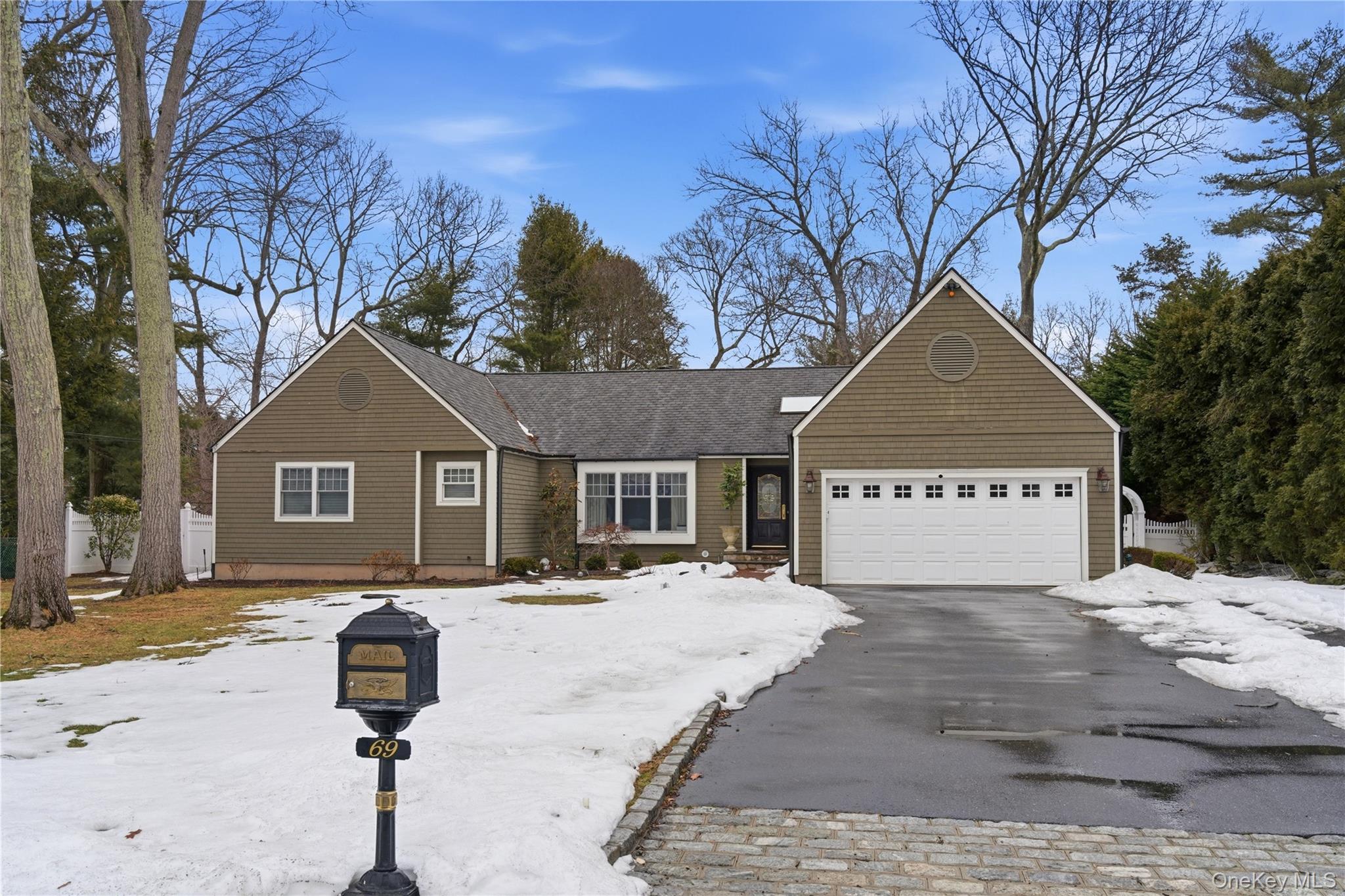 #2 photo, 69 Tamarack Street, East Northport , NY 11731