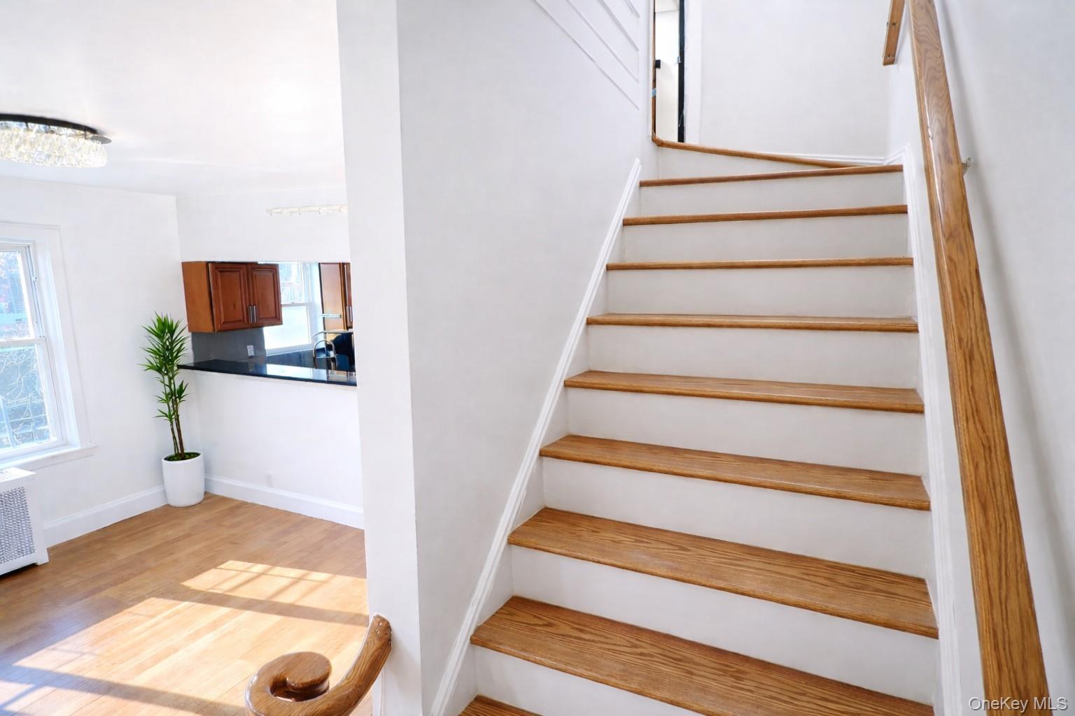 #8 photo, 9701 69th Avenue, Forest Hills , NY 11375