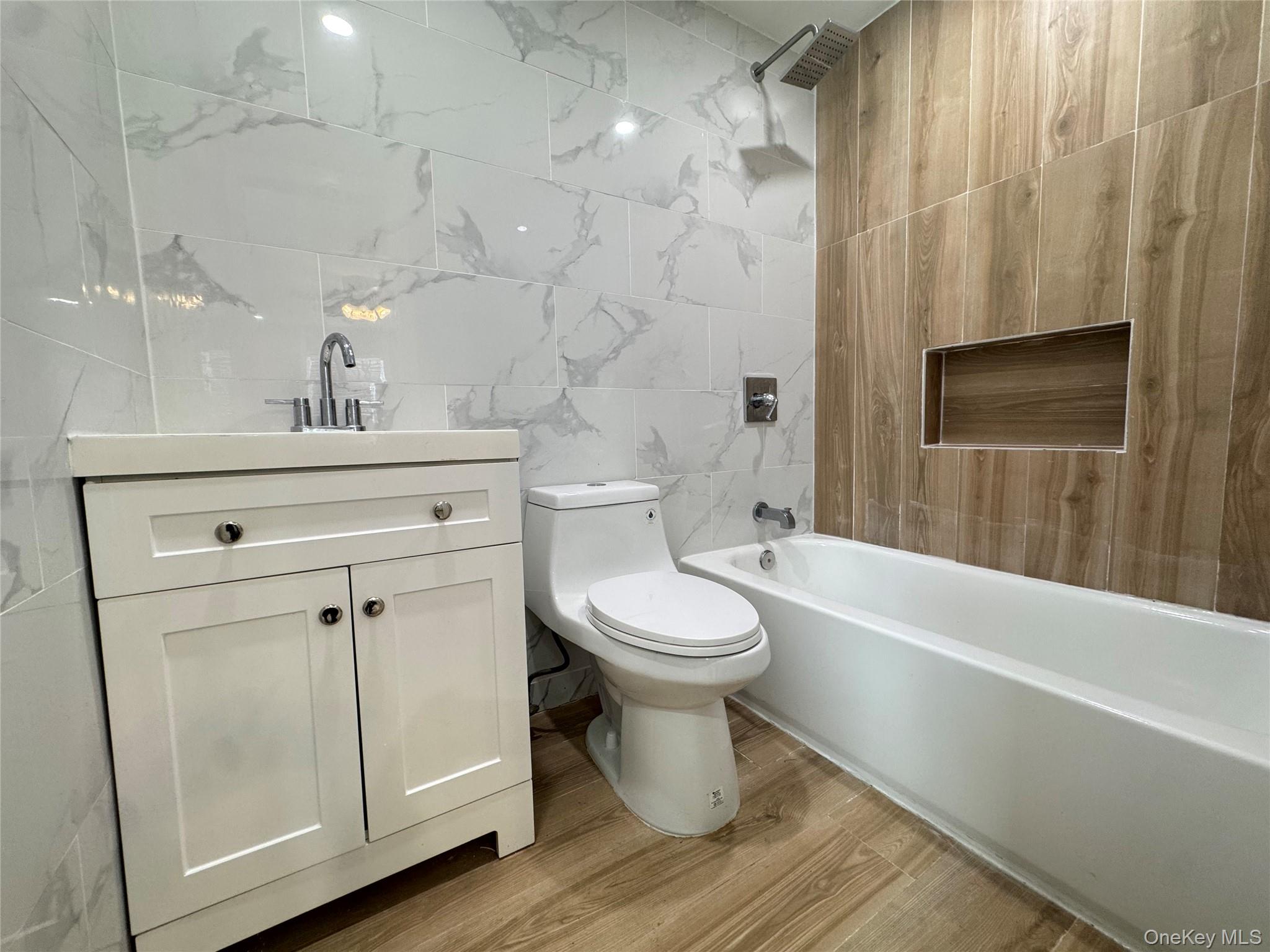 #12 photo, 4 Ashton Road, Medford , NY 11763