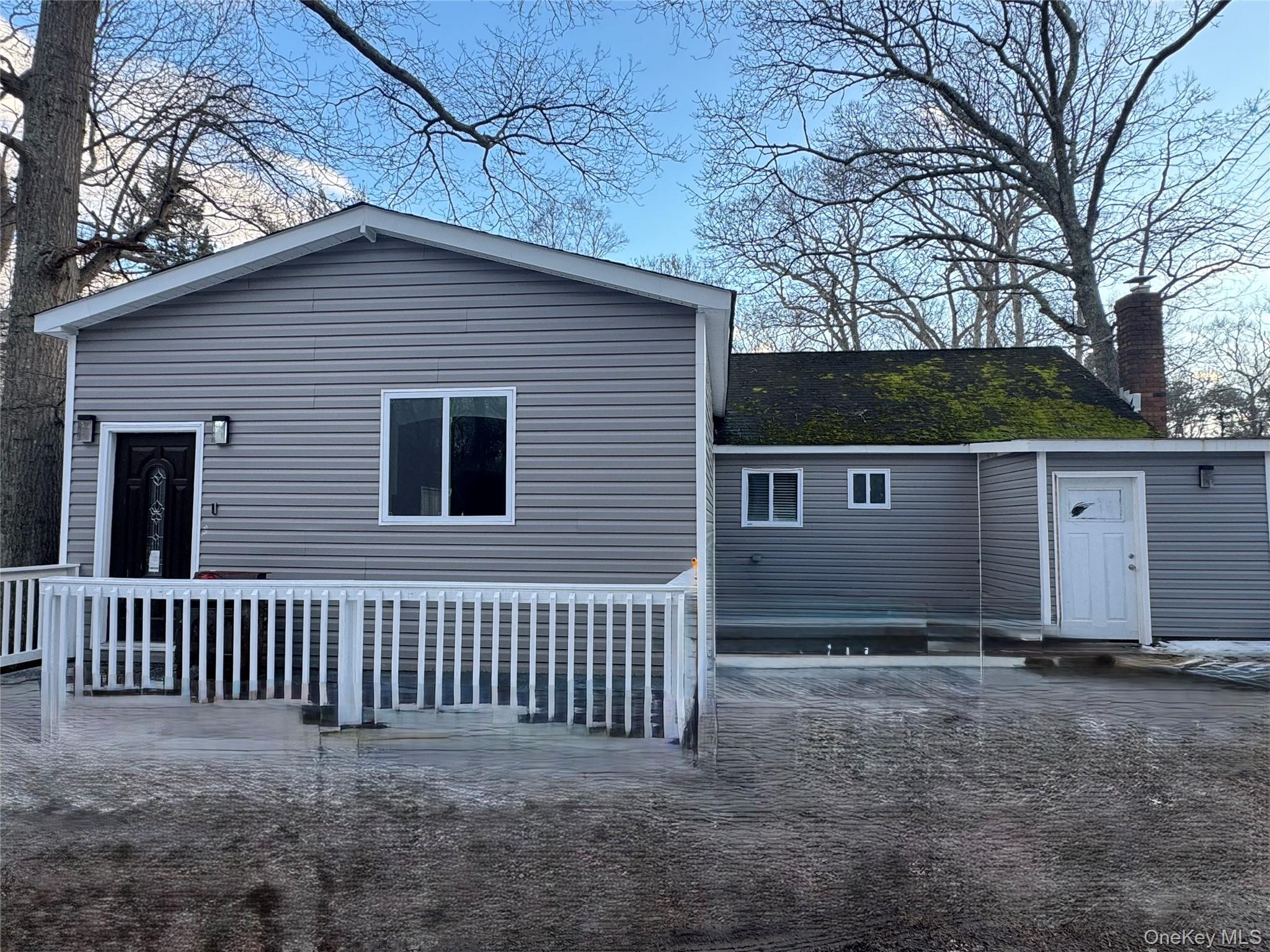 #14 photo, 4 Ashton Road, Medford , NY 11763