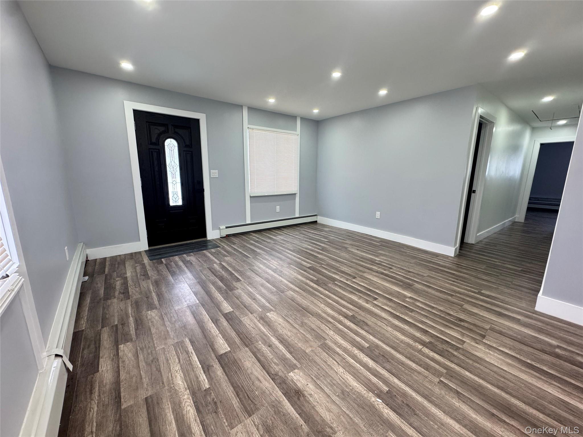 #7 photo, 4 Ashton Road, Medford , NY 11763