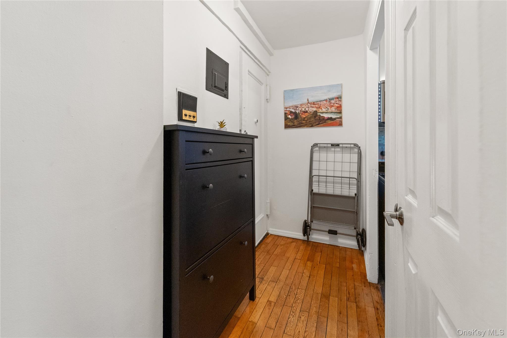 #15 photo, 190 72nd St, Brooklyn , NY 11209